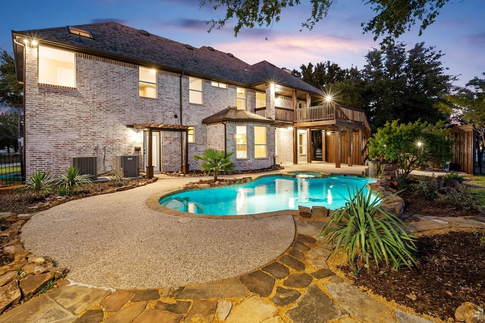 Single Family Residence For Rent in Collin County , 8285 Falcon Court, Celina, Texas 75078, 7 Bedroom, 5 Bathroom, 2 Garage spaces, 5,923 Sqft, built in 1998, Preowned, mls#21094792, Real Estate Agent in Celina, Homes For Rent in Collin county, Homes For Rent in Celina, Realtor in Celina Texas, Real Estate Brokerage Independent Realty Texas, Luminita Cordes Realtor