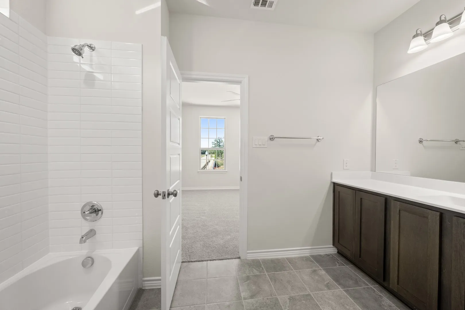 509-511 Mockingbird- Primary SUite-6