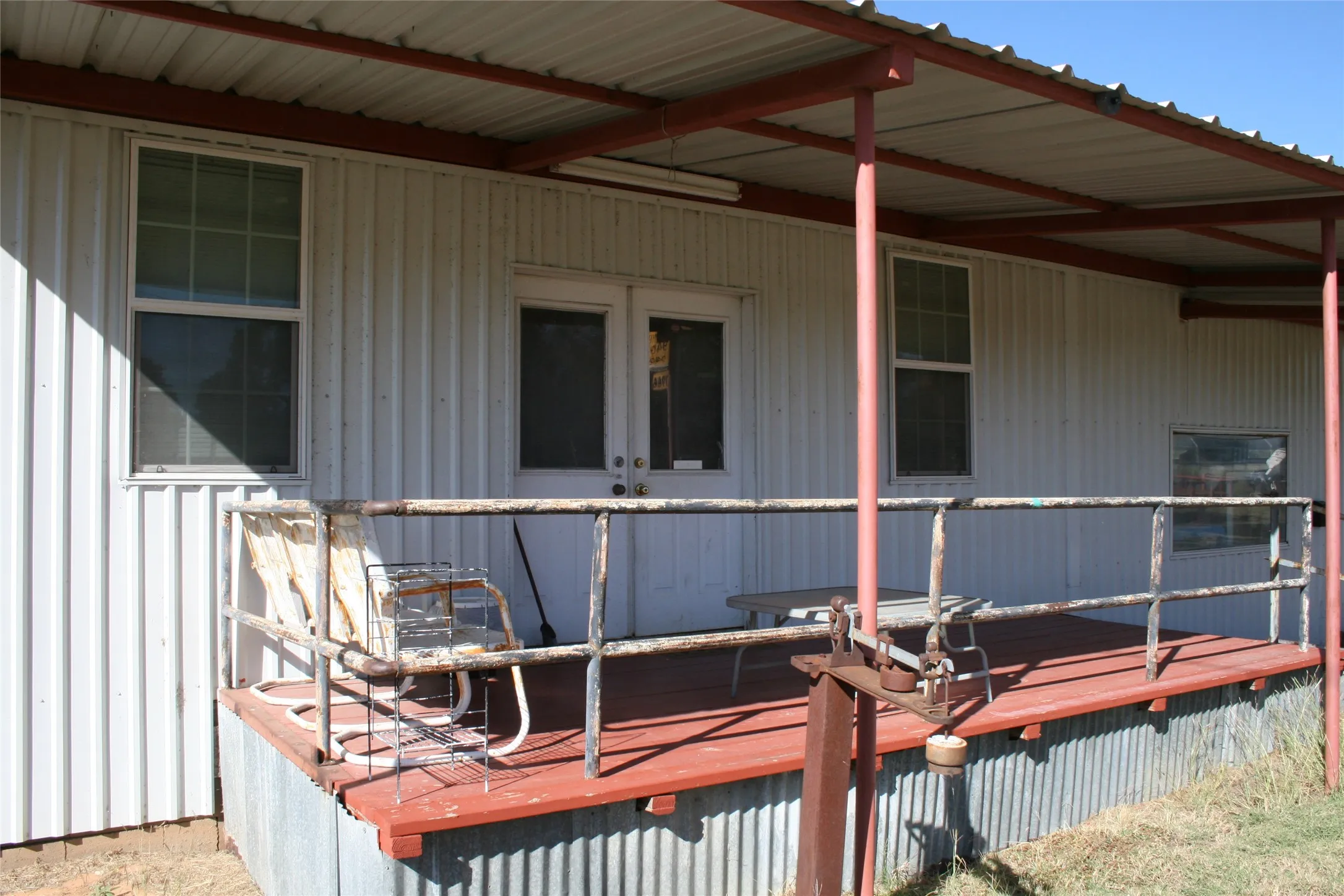 Front apartment