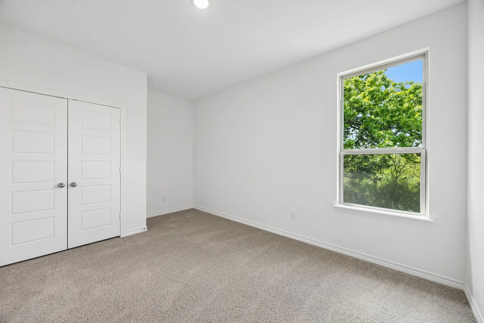Duplex For Sale in Denton County , 504-506 Trailhead Lane, Denton, Texas 76205, 8 Bedroom, 6 Bathroom, 2 Garage spaces, 0 Sqft, built in 2025, New Construction - Complete, mls#21095115, Real Estate Agent in Denton, Homes For Sale in Denton county, Homes For Sale in Denton, Realtor in Denton Texas, Real Estate Brokerage Independent Realty Texas, Luminita Cordes Realtor