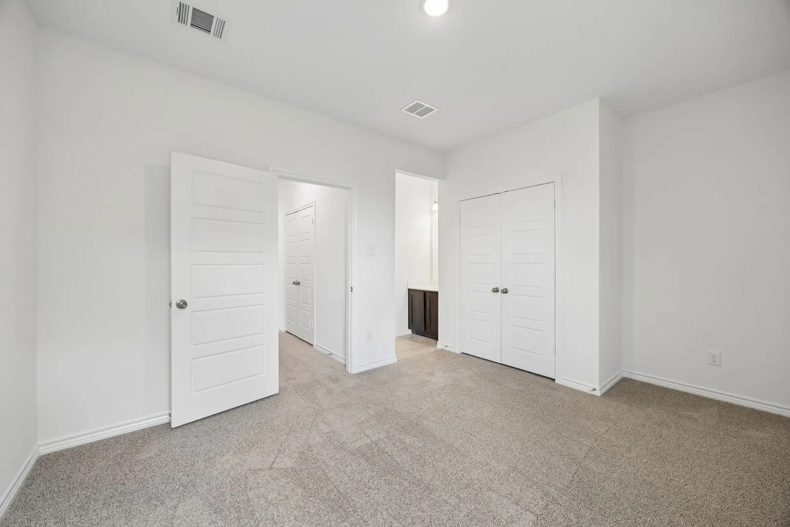 Duplex For Sale in Denton County , 504-506 Trailhead Lane, Denton, Texas 76205, 8 Bedroom, 6 Bathroom, 2 Garage spaces, 0 Sqft, built in 2025, New Construction - Complete, mls#21095115, Real Estate Agent in Denton, Homes For Sale in Denton county, Homes For Sale in Denton, Realtor in Denton Texas, Real Estate Brokerage Independent Realty Texas, Luminita Cordes Realtor