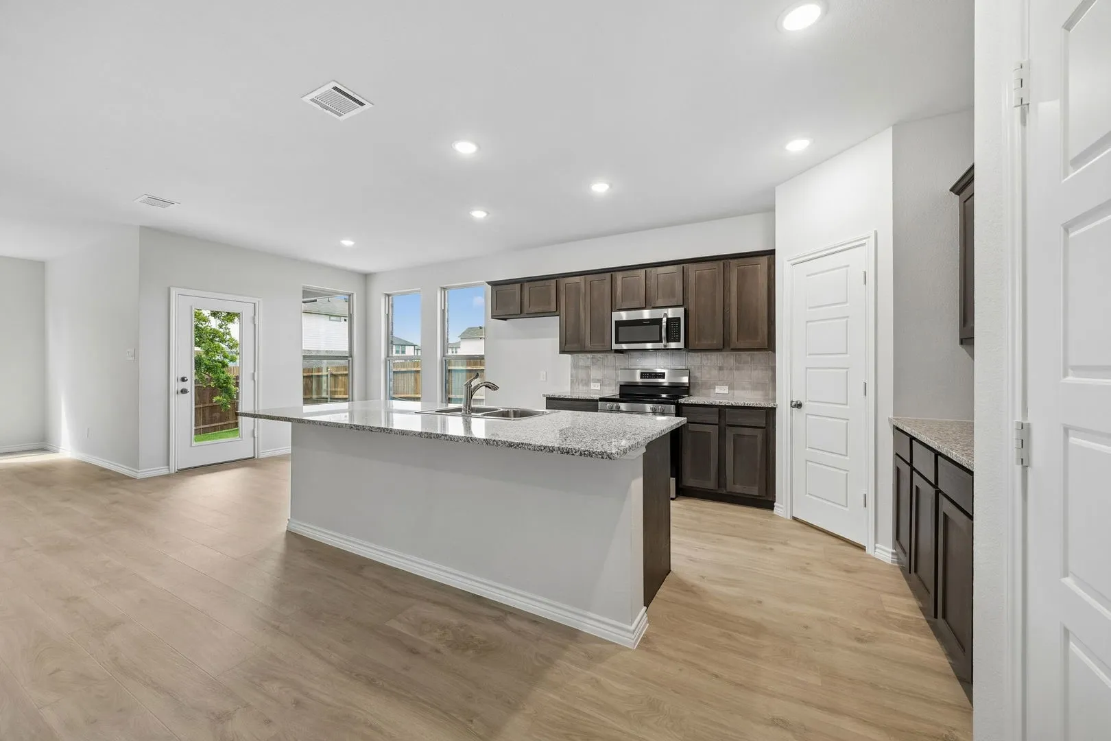 Duplex For Sale in Denton County , 504-506 Mockingbird Lane, Denton, Texas 76205, 8 Bedroom, 6 Bathroom, 2 Garage spaces, 0 Sqft, built in 2025, New Construction - Complete, mls#21095153, Real Estate Agent in Denton, Homes For Sale in Denton county, Homes For Sale in Denton, Realtor in Denton Texas, Real Estate Brokerage Independent Realty Texas, Luminita Cordes Realtor