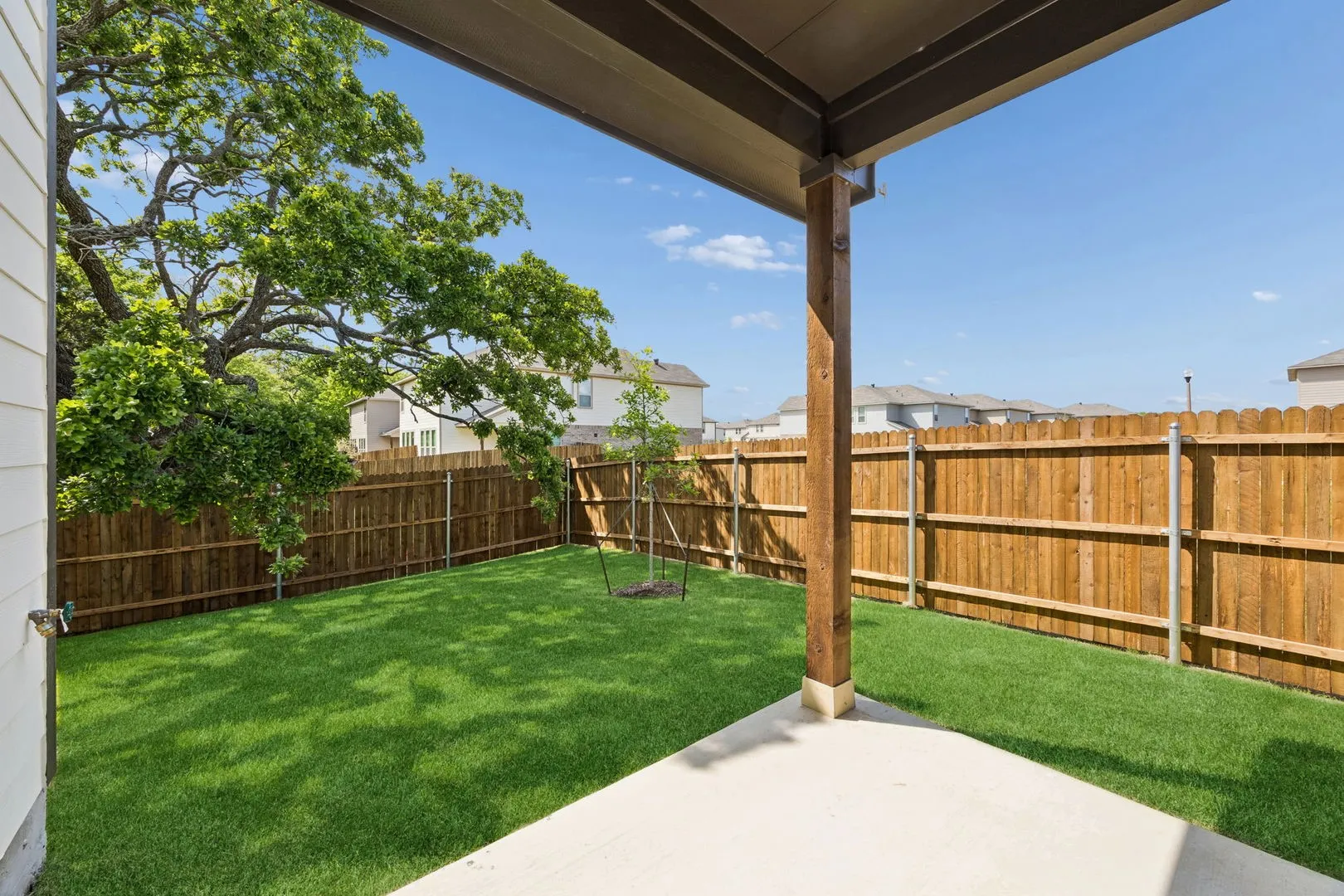 Duplex For Sale in Denton County , 504-506 Mockingbird Lane, Denton, Texas 76205, 8 Bedroom, 6 Bathroom, 2 Garage spaces, 0 Sqft, built in 2025, New Construction - Complete, mls#21095153, Real Estate Agent in Denton, Homes For Sale in Denton county, Homes For Sale in Denton, Realtor in Denton Texas, Real Estate Brokerage Independent Realty Texas, Luminita Cordes Realtor