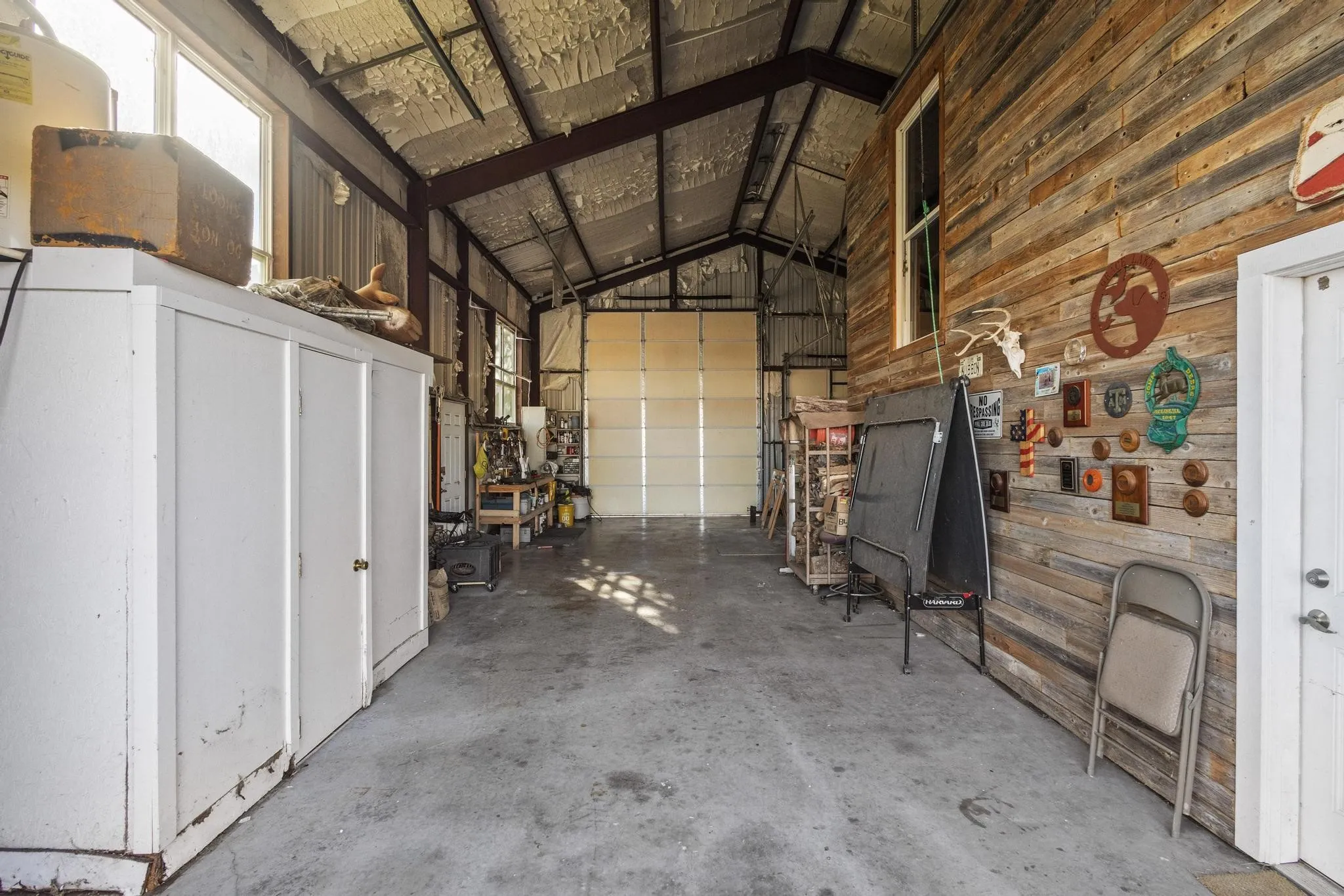 Shop full bathroom on the left and guest apartment on the right