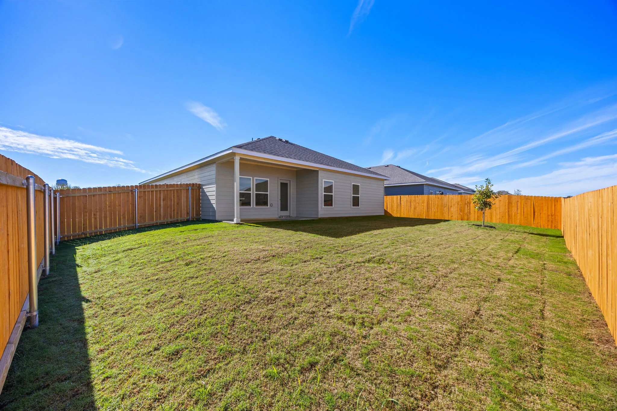 Single Family Residence For Sale in Tarrant County , 1001 Park Oak Lane, Crowley, Texas 76036, 3 Bedroom, 2 Bathroom, 2 Garage spaces, 1,786 Sqft, built in 2025, New Construction - Complete, mls#21095372, Real Estate Agent in Crowley, Homes For Sale in Tarrant county, Homes For Sale in Crowley, Realtor in Crowley Texas, Real Estate Brokerage Independent Realty Texas, Luminita Cordes Realtor
