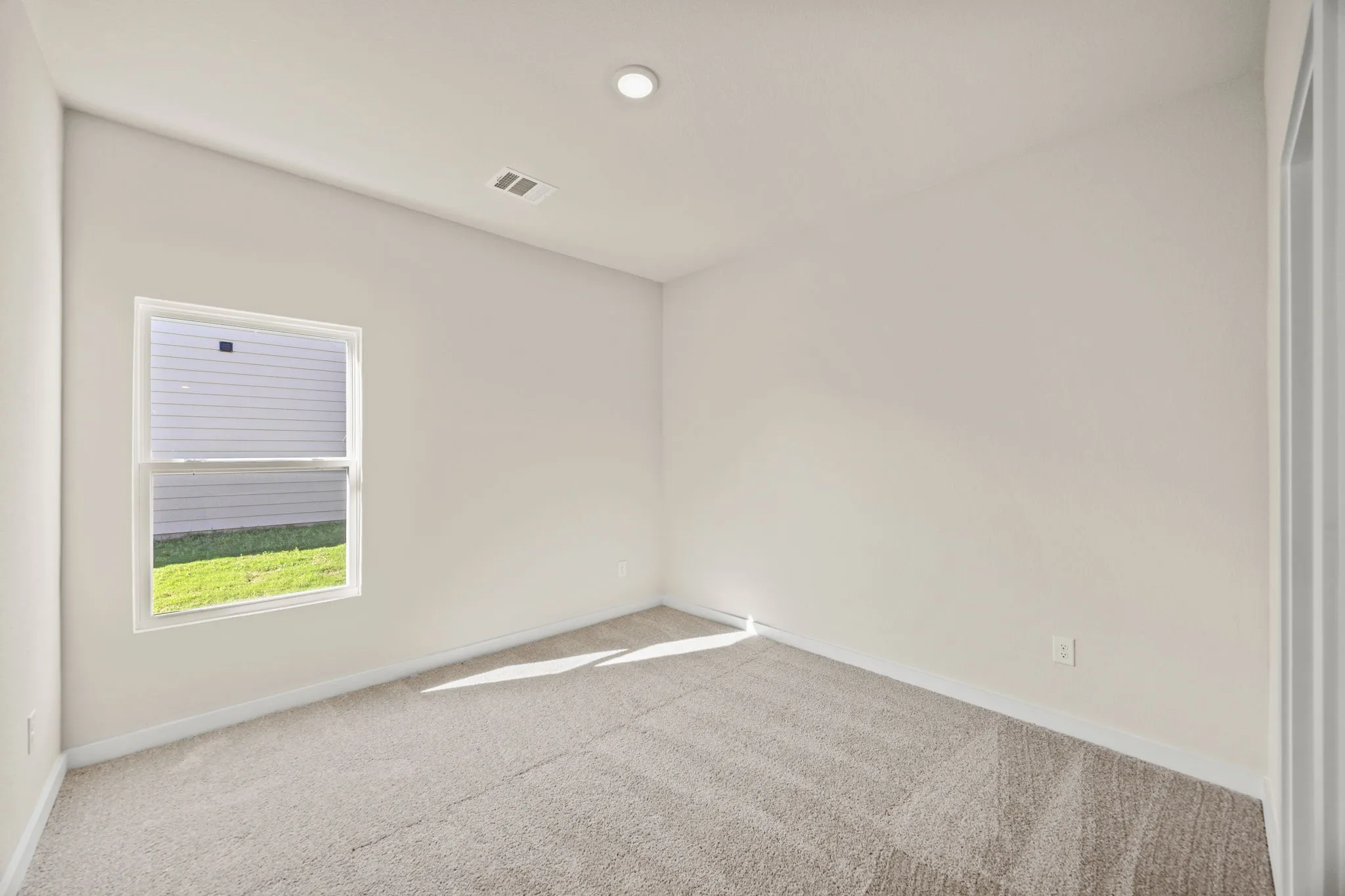 Single Family Residence For Sale in Tarrant County , 1048 Miraverde Trail, Crowley, Texas 76036, 3 Bedroom, 2 Bathroom, 2 Garage spaces, 1,786 Sqft, built in 2025, New Construction - Complete, mls#21095397, Real Estate Agent in Crowley, Homes For Sale in Tarrant county, Homes For Sale in Crowley, Realtor in Crowley Texas, Real Estate Brokerage Independent Realty Texas, Luminita Cordes Realtor