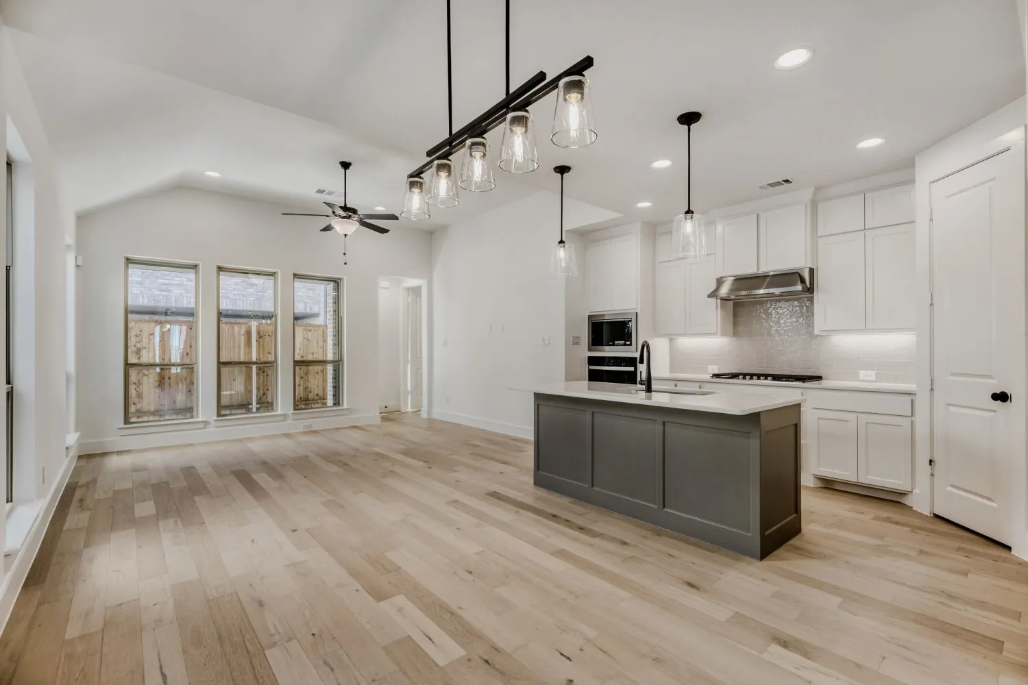 Townhouse For Sale in Denton County , 609 Damsel June Street, Lewisville, Texas 75056, 3 Bedroom, 3 Bathroom, 2 Garage spaces, 2,424 Sqft, built in 2025, New Construction - Complete, mls#21095604, Real Estate Agent in Lewisville, Homes For Sale in Denton county, Homes For Sale in Lewisville, Realtor in Lewisville Texas, Real Estate Brokerage Independent Realty Texas, Luminita Cordes Realtor