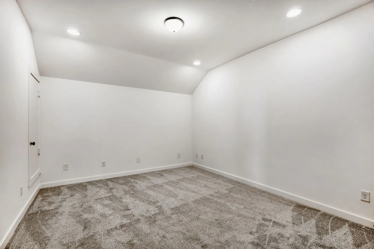 Townhouse For Sale in Denton County , 609 Damsel June Street, Lewisville, Texas 75056, 3 Bedroom, 3 Bathroom, 2 Garage spaces, 2,424 Sqft, built in 2025, New Construction - Complete, mls#21095604, Real Estate Agent in Lewisville, Homes For Sale in Denton county, Homes For Sale in Lewisville, Realtor in Lewisville Texas, Real Estate Brokerage Independent Realty Texas, Luminita Cordes Realtor