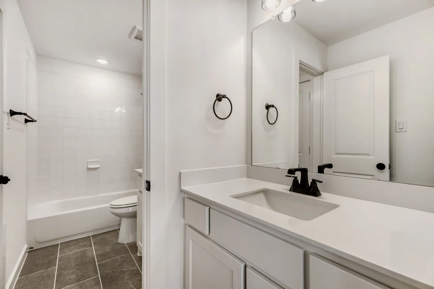 Townhouse For Sale in Denton County , 609 Damsel June Street, Lewisville, Texas 75056, 3 Bedroom, 3 Bathroom, 2 Garage spaces, 2,424 Sqft, built in 2025, New Construction - Complete, mls#21095604, Real Estate Agent in Lewisville, Homes For Sale in Denton county, Homes For Sale in Lewisville, Realtor in Lewisville Texas, Real Estate Brokerage Independent Realty Texas, Luminita Cordes Realtor