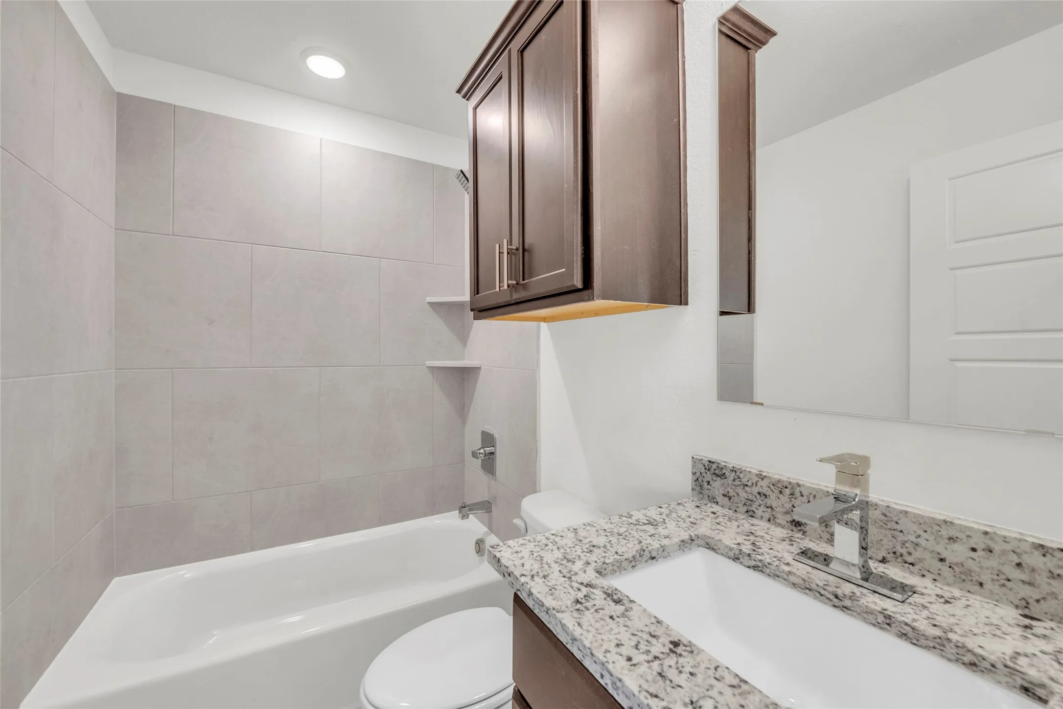 Single Family Residence For Sale in Mc Lennan County , 8012 Candy Lane, Waco, Texas 76708, 4 Bedroom, 3 Bathroom, 2 Garage spaces, 2,043 Sqft, built in 2025, mls#21095739, Real Estate Agent in Waco, Homes For Sale in Mc Lennan county, Homes For Sale in Waco, Realtor in Waco Texas, Real Estate Brokerage Independent Realty Texas, Luminita Cordes Realtor