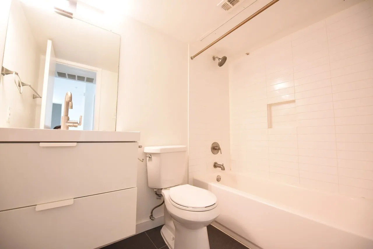 Apartment For Rent in Dallas County , 5404 Reiger Avenue 304, Dallas, Texas 75214, 2 Bedroom, 1 Bathroom, Garage spaces, 778 Sqft, built in 1986, Preowned, mls#21095773, Real Estate Agent in Dallas, Homes For Rent in Dallas county, Homes For Rent in Dallas, Realtor in Dallas Texas, Real Estate Brokerage Independent Realty Texas, Luminita Cordes Realtor