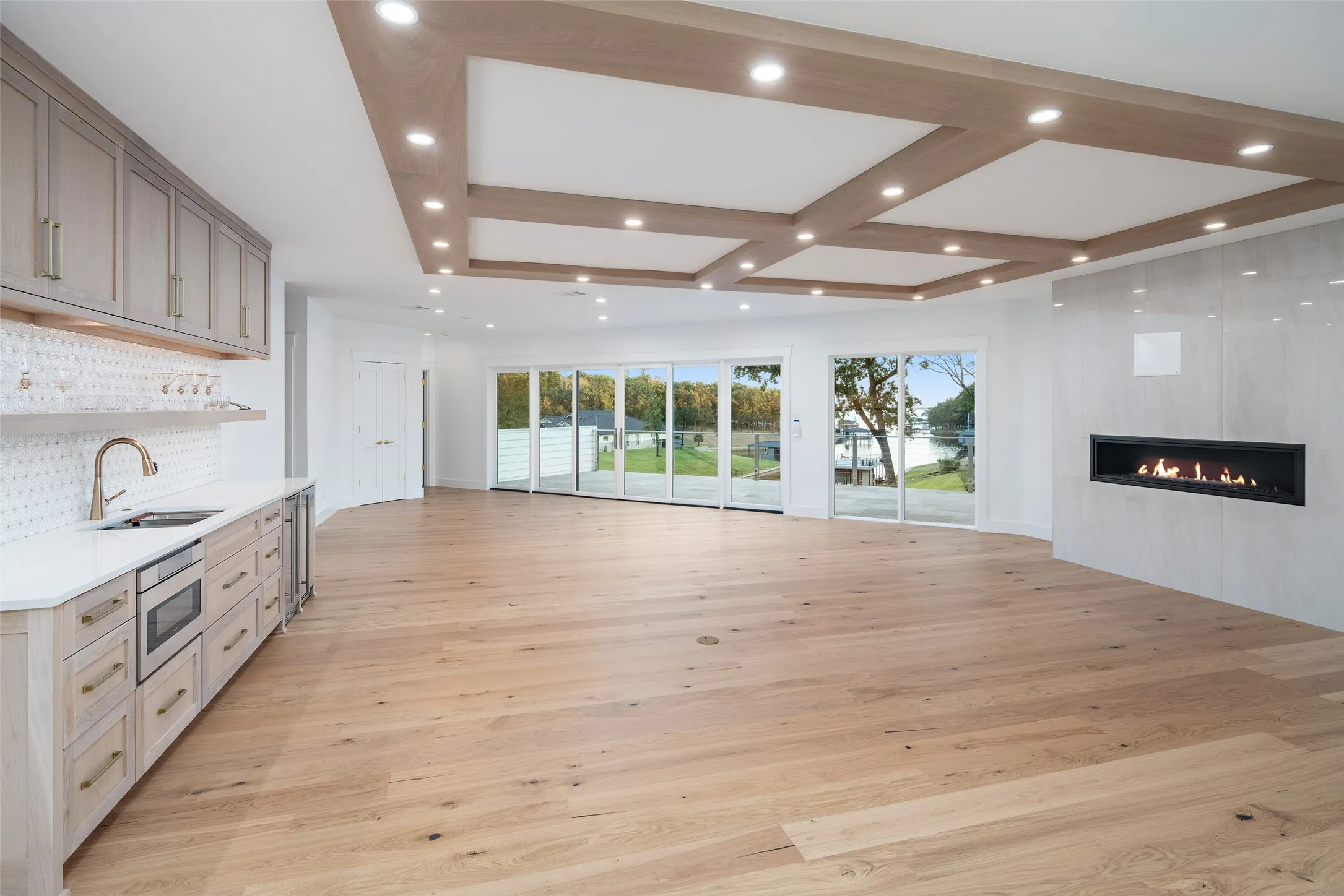 Upstairs living/game room