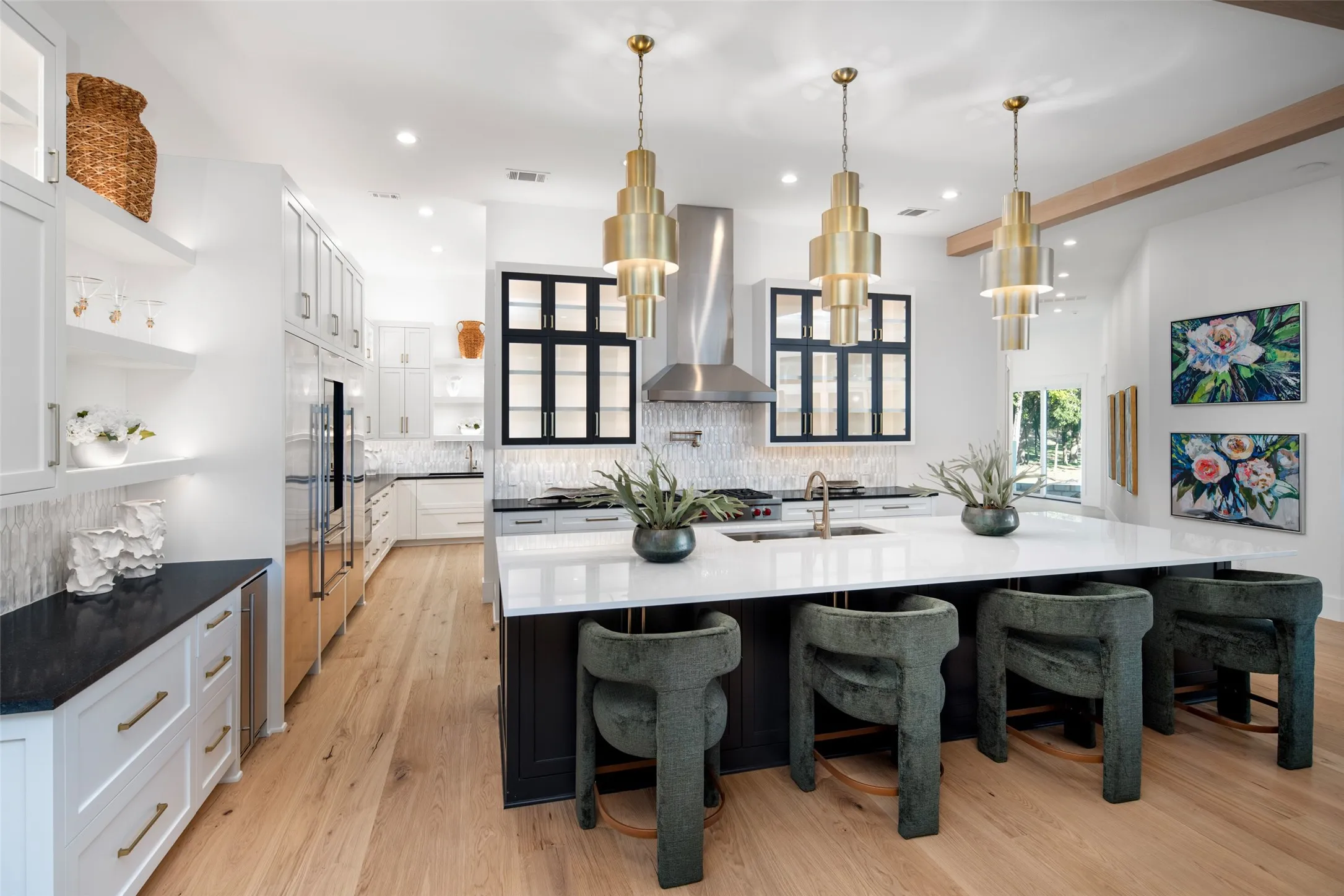 Single Family Residence For Sale in Henderson County , 102 Augusta Drive, Mabank, Texas 75156, 7 Bedroom, 9 Bathroom, 4 Garage spaces, 6,998 Sqft, built in 2024, New Construction - Complete, mls#21060502, Real Estate Agent in Mabank, Homes For Sale in Henderson county, Homes For Sale in Mabank, Realtor in Mabank Texas, Real Estate Brokerage Independent Realty Texas, Luminita Cordes Realtor