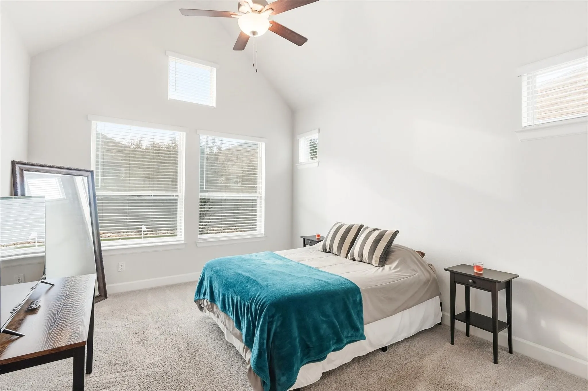 Single Family Residence For Sale in Denton County , 1717 Lavender Lane, Argyle, Texas 76226, 4 Bedroom, 5 Bathroom, 3 Garage spaces, 3,169 Sqft, built in 2020, mls#21094697, Real Estate Agent in Argyle, Homes For Sale in Denton county, Homes For Sale in Argyle, Realtor in Argyle Texas, Real Estate Brokerage Independent Realty Texas, Luminita Cordes Realtor