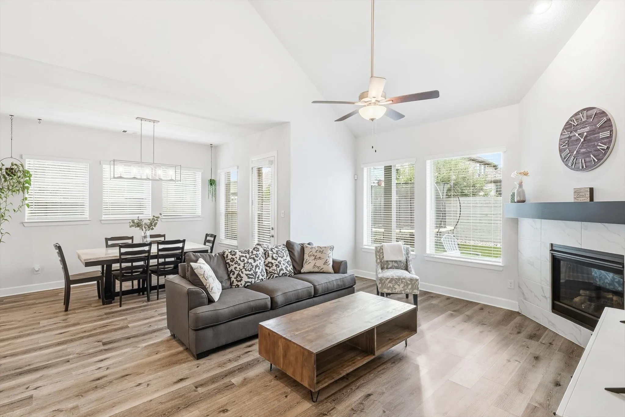 Single Family Residence For Sale in Denton County , 1717 Lavender Lane, Argyle, Texas 76226, 4 Bedroom, 5 Bathroom, 3 Garage spaces, 3,169 Sqft, built in 2020, mls#21094697, Real Estate Agent in Argyle, Homes For Sale in Denton county, Homes For Sale in Argyle, Realtor in Argyle Texas, Real Estate Brokerage Independent Realty Texas, Luminita Cordes Realtor