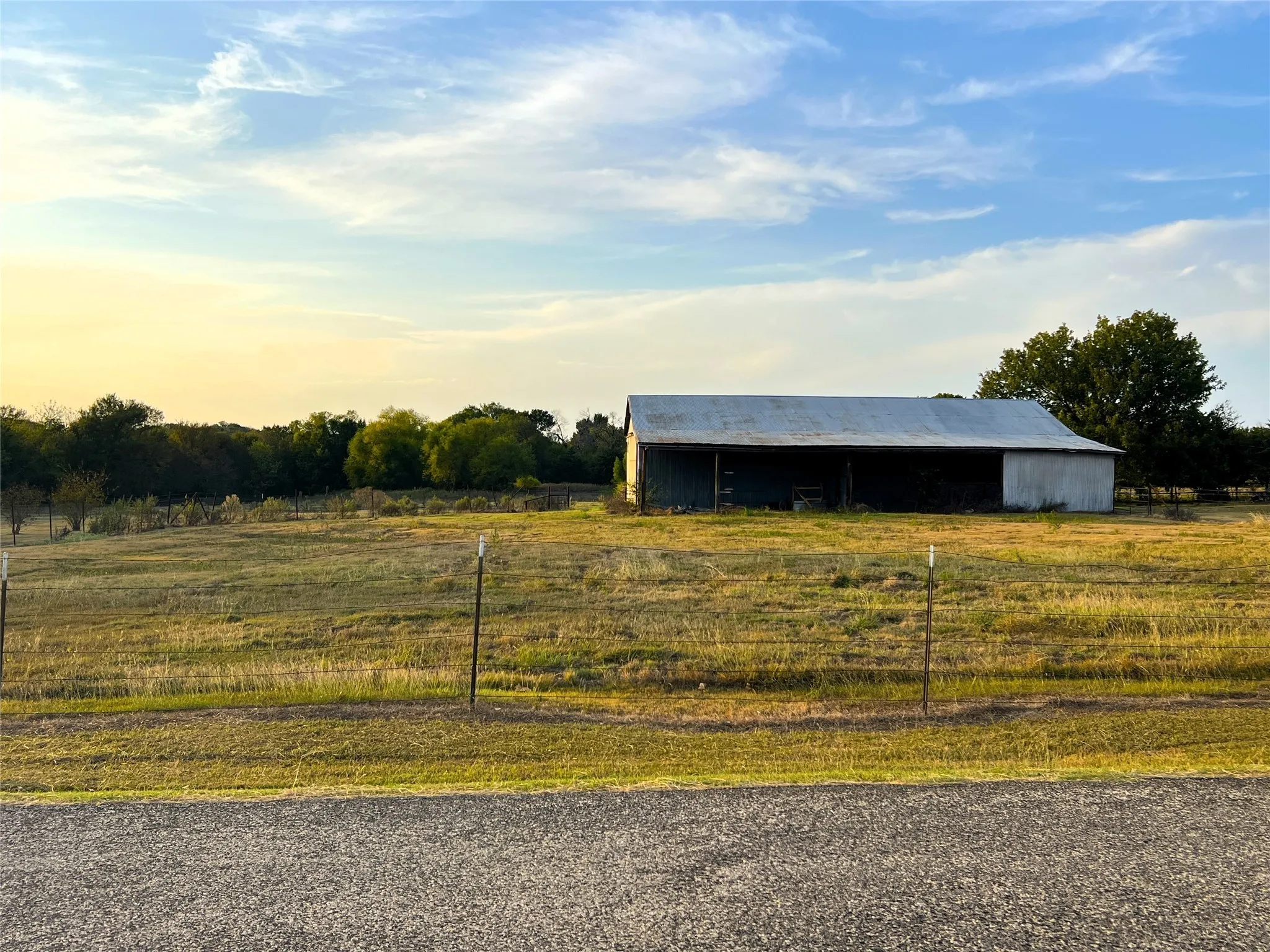 Approximately 130 feet of road frontage with 5850sqft barn