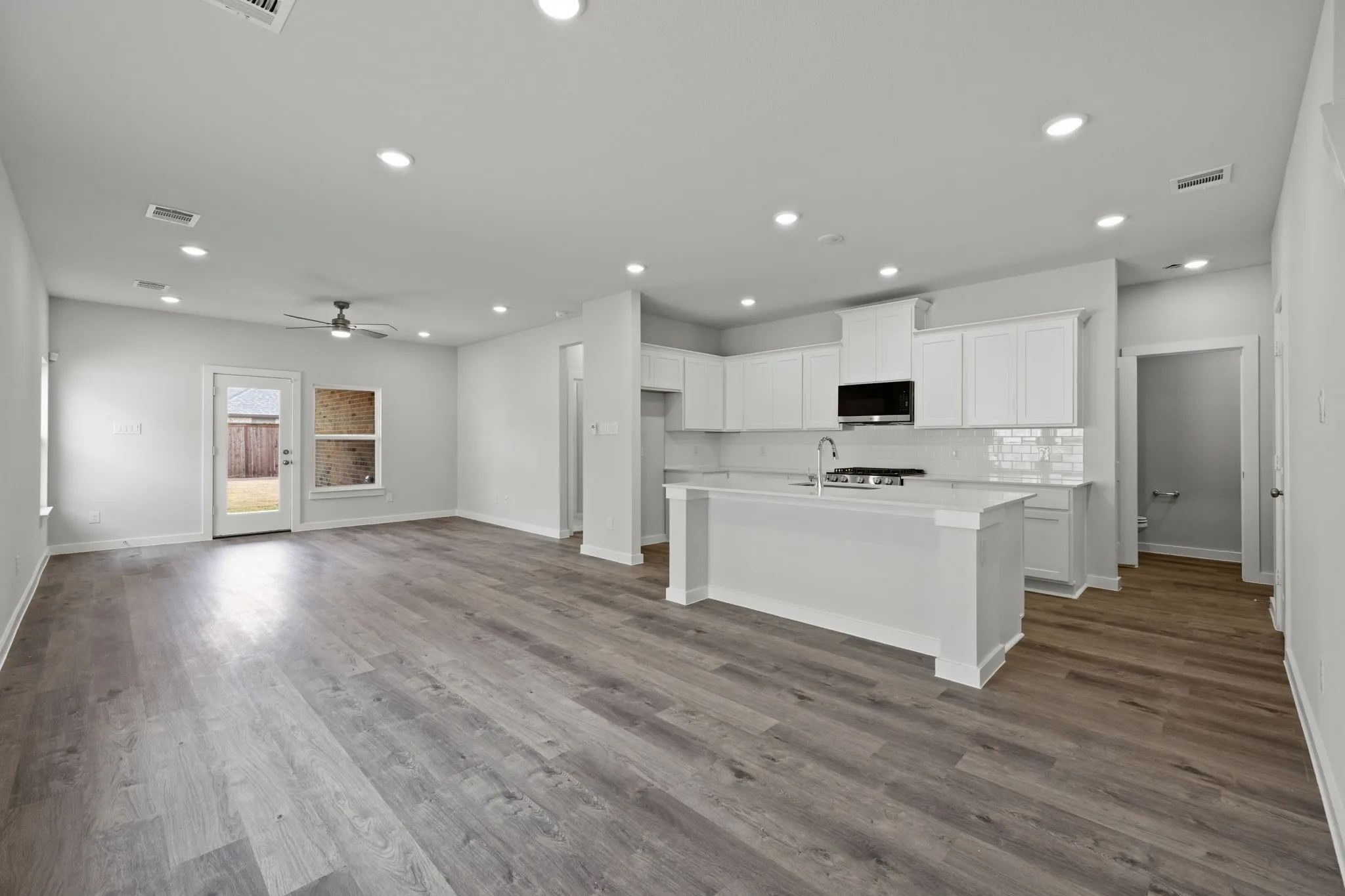 Single Family Residence For Sale in Kaufman County , 730 Carson Drive, Forney, Texas 75126, 4 Bedroom, 3 Bathroom, 2 Garage spaces, 2,260 Sqft, built in 2025, New Construction - Incomplete, mls#21096388, Real Estate Agent in Forney, Homes For Sale in Kaufman county, Homes For Sale in Forney, Realtor in Forney Texas, Real Estate Brokerage Independent Realty Texas, Luminita Cordes Realtor