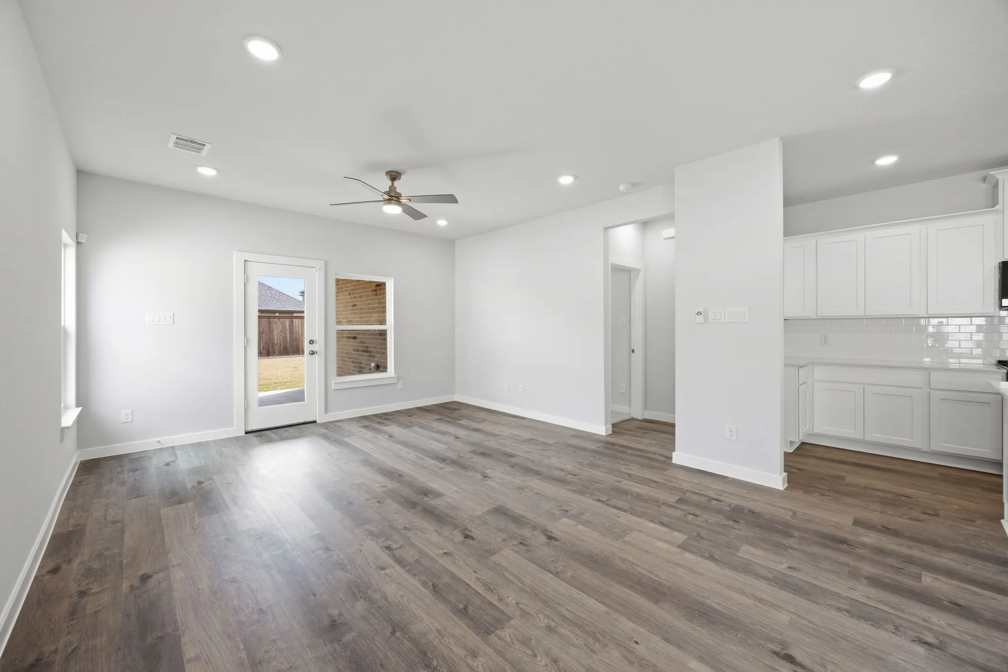 Single Family Residence For Sale in Kaufman County , 730 Carson Drive, Forney, Texas 75126, 4 Bedroom, 3 Bathroom, 2 Garage spaces, 2,260 Sqft, built in 2025, New Construction - Incomplete, mls#21096388, Real Estate Agent in Forney, Homes For Sale in Kaufman county, Homes For Sale in Forney, Realtor in Forney Texas, Real Estate Brokerage Independent Realty Texas, Luminita Cordes Realtor