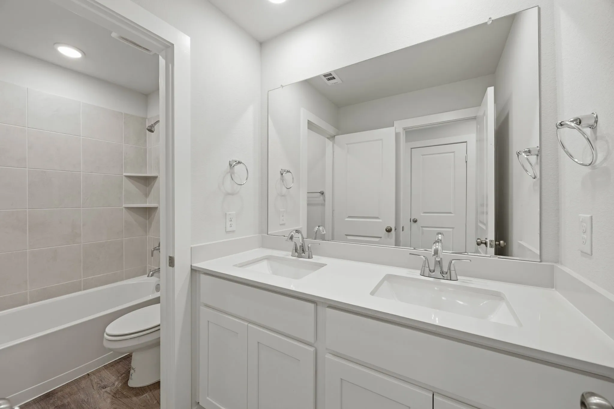 Single Family Residence For Sale in Kaufman County , 730 Carson Drive, Forney, Texas 75126, 4 Bedroom, 3 Bathroom, 2 Garage spaces, 2,260 Sqft, built in 2025, New Construction - Incomplete, mls#21096388, Real Estate Agent in Forney, Homes For Sale in Kaufman county, Homes For Sale in Forney, Realtor in Forney Texas, Real Estate Brokerage Independent Realty Texas, Luminita Cordes Realtor