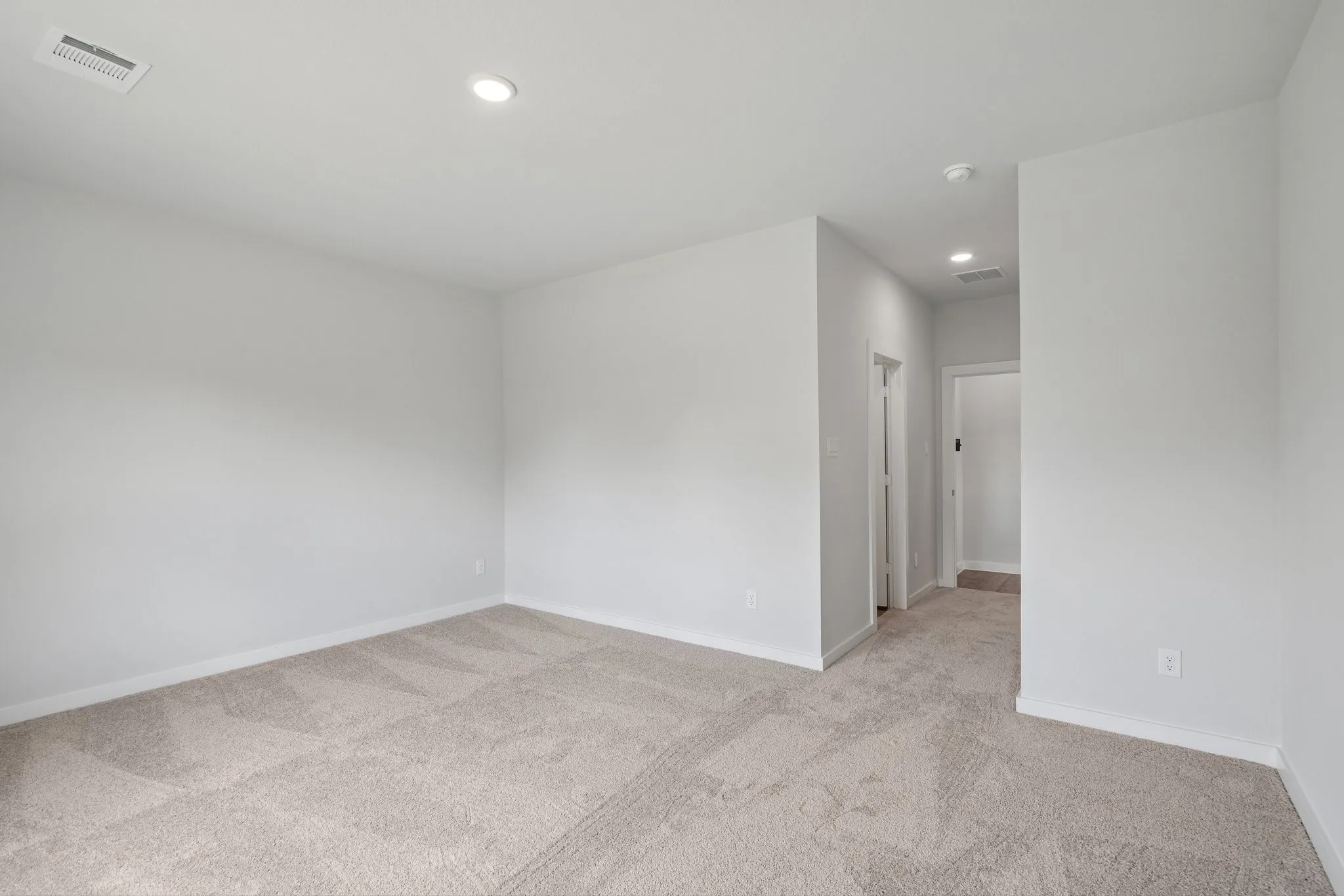 Single Family Residence For Sale in Kaufman County , 746 Carson Drive, Forney, Texas 75126, 4 Bedroom, 3 Bathroom, 3 Garage spaces, 2,260 Sqft, built in 2025, New Construction - Complete, mls#21096396, Real Estate Agent in Forney, Homes For Sale in Kaufman county, Homes For Sale in Forney, Realtor in Forney Texas, Real Estate Brokerage Independent Realty Texas, Luminita Cordes Realtor