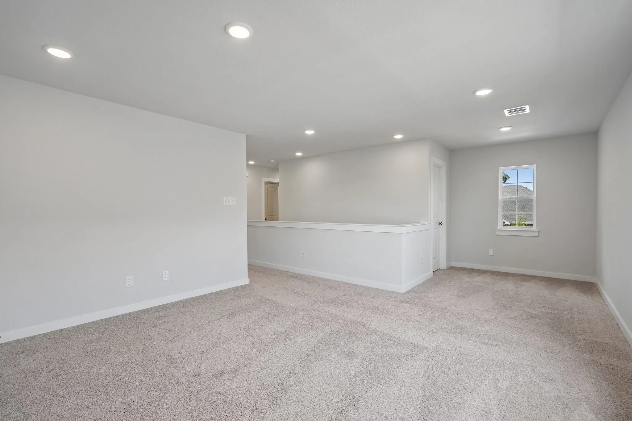 Single Family Residence For Sale in Kaufman County , 746 Carson Drive, Forney, Texas 75126, 4 Bedroom, 3 Bathroom, 3 Garage spaces, 2,260 Sqft, built in 2025, New Construction - Complete, mls#21096396, Real Estate Agent in Forney, Homes For Sale in Kaufman county, Homes For Sale in Forney, Realtor in Forney Texas, Real Estate Brokerage Independent Realty Texas, Luminita Cordes Realtor