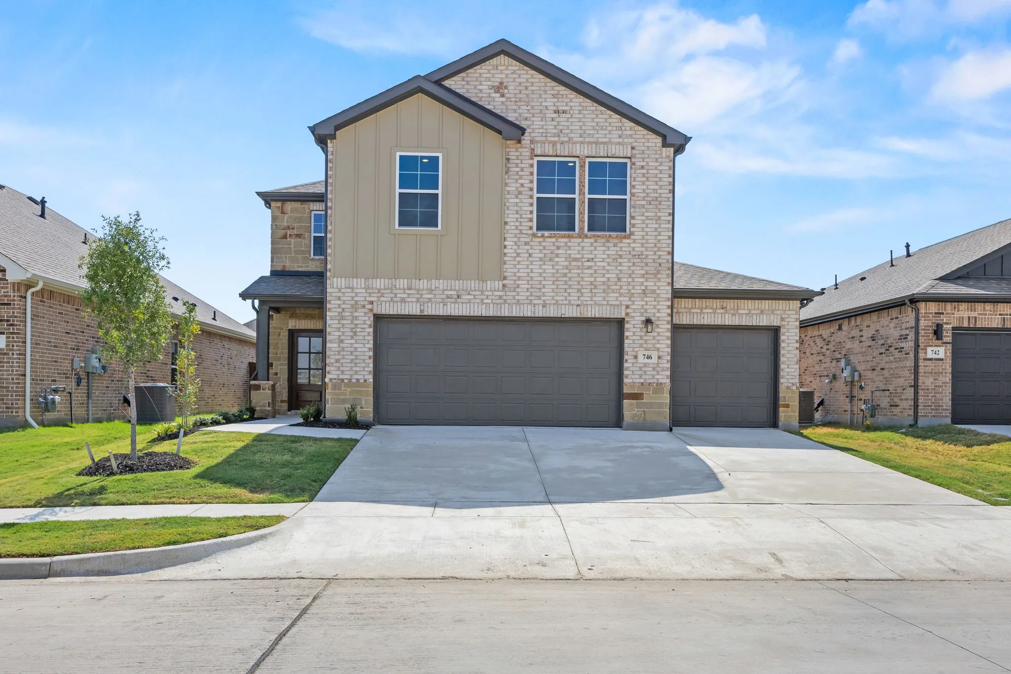 Single Family Residence For Sale in Kaufman County , 746 Carson Drive, Forney, Texas 75126, 4 Bedroom, 3 Bathroom, 3 Garage spaces, 2,260 Sqft, built in 2025, New Construction - Complete, mls#21096396, Real Estate Agent in Forney, Homes For Sale in Kaufman county, Homes For Sale in Forney, Realtor in Forney Texas, Real Estate Brokerage Independent Realty Texas, Luminita Cordes Realtor
