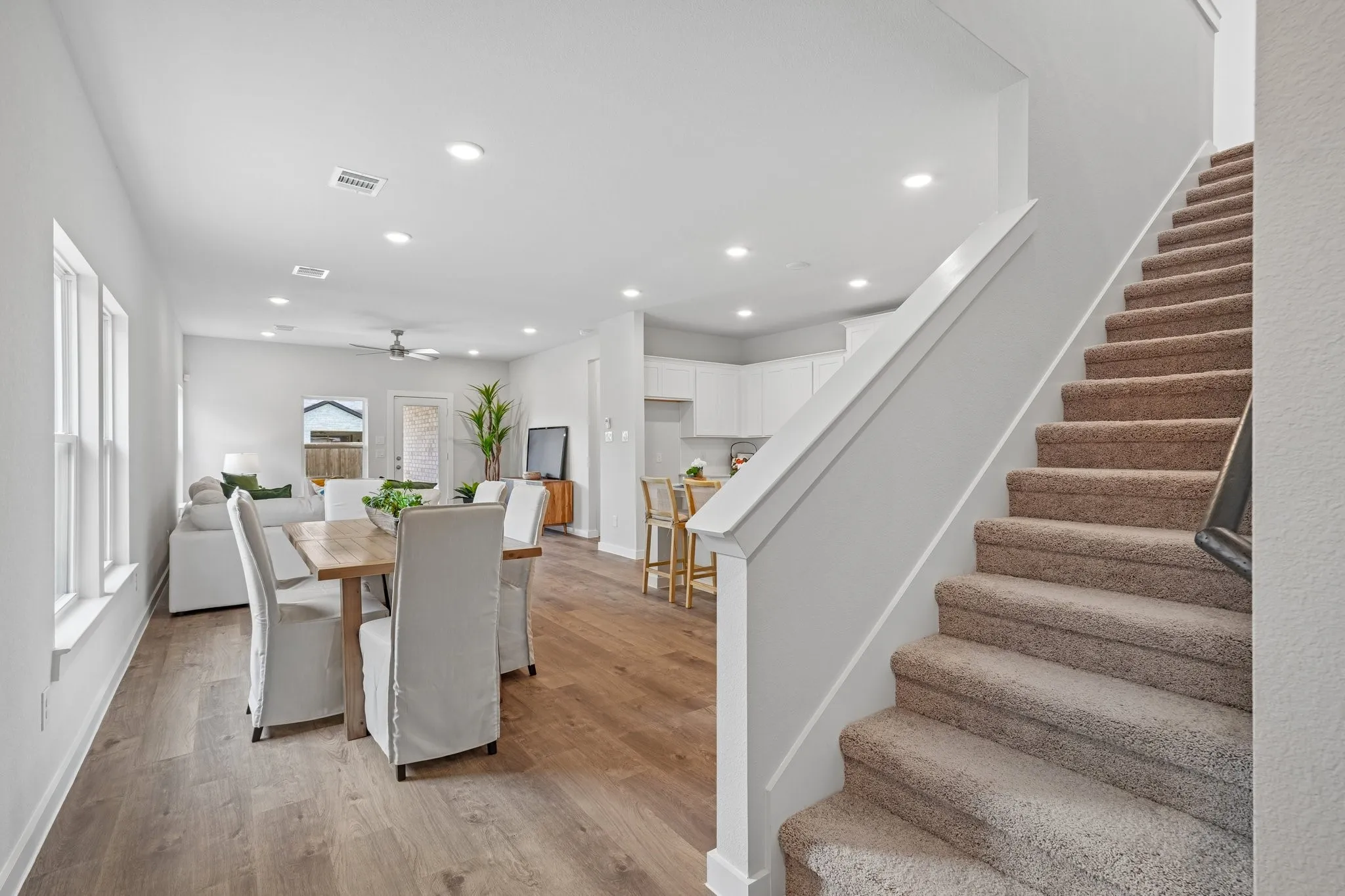 Single Family Residence For Sale in Kaufman County , 746 Carson Drive, Forney, Texas 75126, 4 Bedroom, 3 Bathroom, 3 Garage spaces, 2,260 Sqft, built in 2025, New Construction - Complete, mls#21096396, Real Estate Agent in Forney, Homes For Sale in Kaufman county, Homes For Sale in Forney, Realtor in Forney Texas, Real Estate Brokerage Independent Realty Texas, Luminita Cordes Realtor