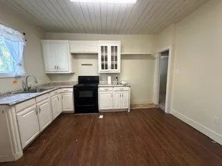 Single Family Residence For Sale in Fannin County , 503 Braz Street, Bonham, Texas 75418, 2 Bedroom, 2 Bathroom, Garage spaces, 896 Sqft, built in 1940, mls#21096391, Real Estate Agent in Bonham, Homes For Sale in Fannin county, Homes For Sale in Bonham, Realtor in Bonham Texas, Real Estate Brokerage Independent Realty Texas, Luminita Cordes Realtor