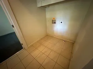 Single Family Residence For Sale in Fannin County , 503 Braz Street, Bonham, Texas 75418, 2 Bedroom, 2 Bathroom, Garage spaces, 896 Sqft, built in 1940, mls#21096391, Real Estate Agent in Bonham, Homes For Sale in Fannin county, Homes For Sale in Bonham, Realtor in Bonham Texas, Real Estate Brokerage Independent Realty Texas, Luminita Cordes Realtor