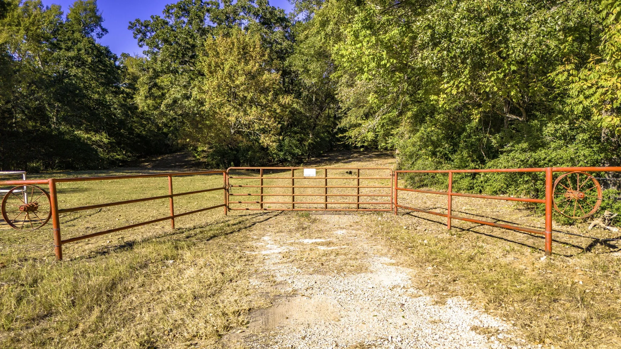 Unimproved Land For Sale in Freestone County , TBD Interstate 45, Fairfield, Texas 75840, 0, 0, Garage spaces, 0 Sqft, built in 0, Price $1,100,000, mls#21096293, Real Estate Agent in Fairfield, Homes For Sale in Freestone county, Homes For Sale in Fairfield, Realtor in Fairfield Texas, Real Estate Brokerage Independent Realty Texas, Luminita Cordes Realtor
