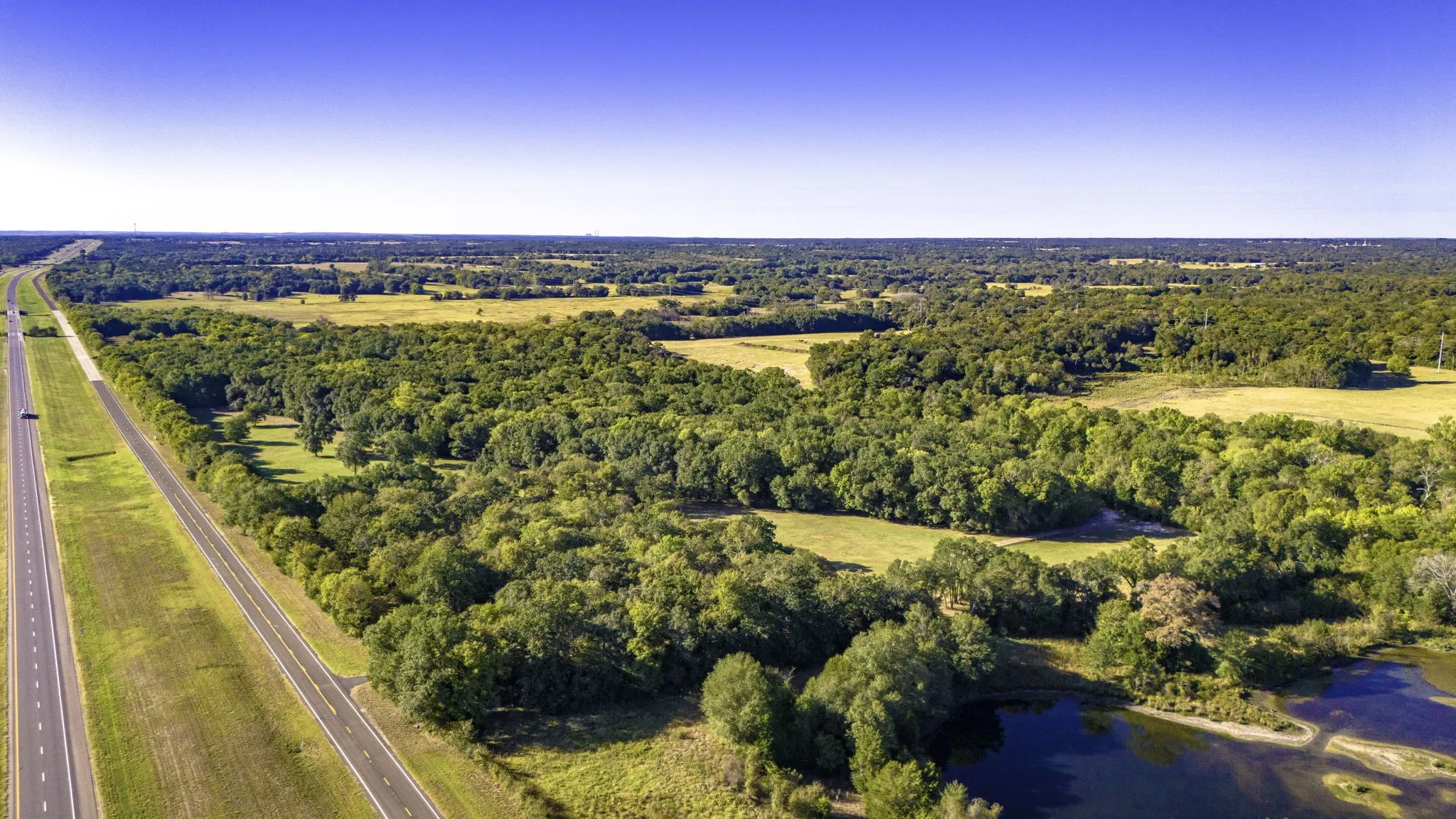 Unimproved Land For Sale in Freestone County , TBD Interstate 45, Fairfield, Texas 75840, 0, 0, Garage spaces, 0 Sqft, built in 0, Price $1,100,000, mls#21096293, Real Estate Agent in Fairfield, Homes For Sale in Freestone county, Homes For Sale in Fairfield, Realtor in Fairfield Texas, Real Estate Brokerage Independent Realty Texas, Luminita Cordes Realtor