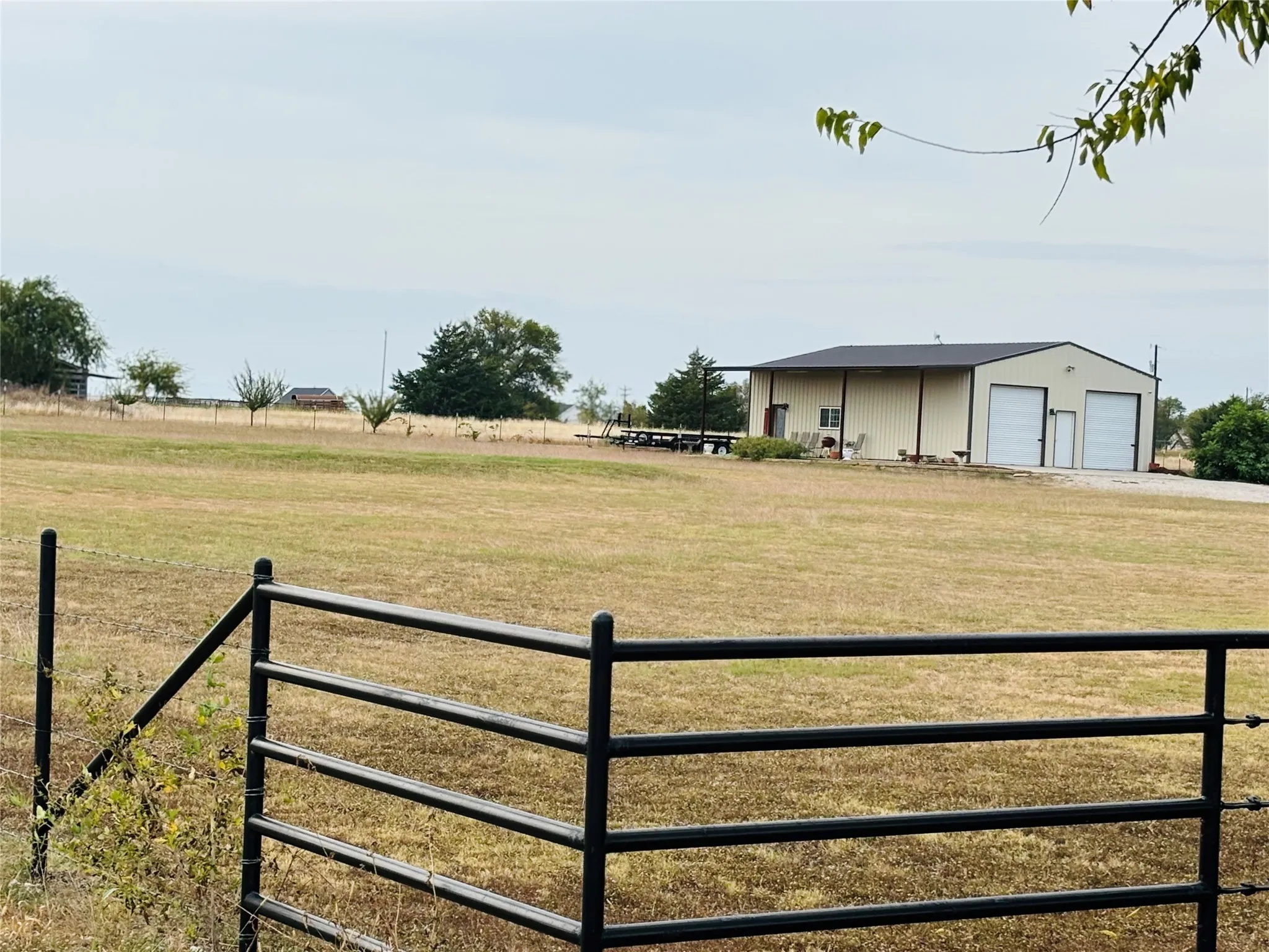 Pipe & Cable Fencing Across Front & Pipe and Wire fencing on 3​​‌​​​​‌​​‌‌​‌‌​​​‌‌​‌​‌​‌​​​‌​​ sides.