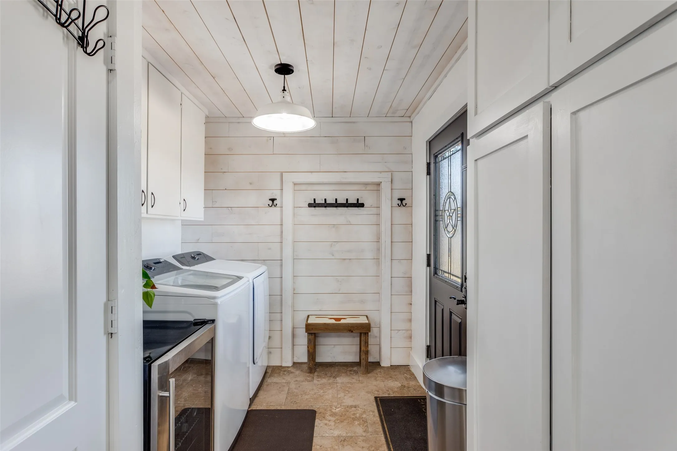 Laundry/mud room
