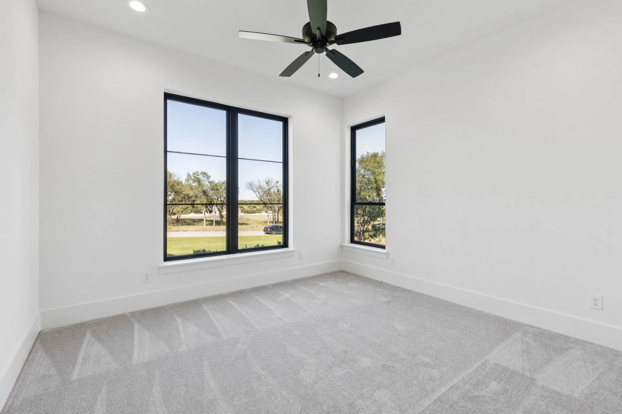 Single Family Residence For Sale in Parker County , 200 Dan Russell Bend, Weatherford, Texas 76087, 4 Bedroom, 5 Bathroom, 4 Garage spaces, 5,134 Sqft, built in 2025, mls#21096831, Real Estate Agent in Weatherford, Homes For Sale in Parker county, Homes For Sale in Weatherford, Realtor in Weatherford Texas, Real Estate Brokerage Independent Realty Texas, Luminita Cordes Realtor