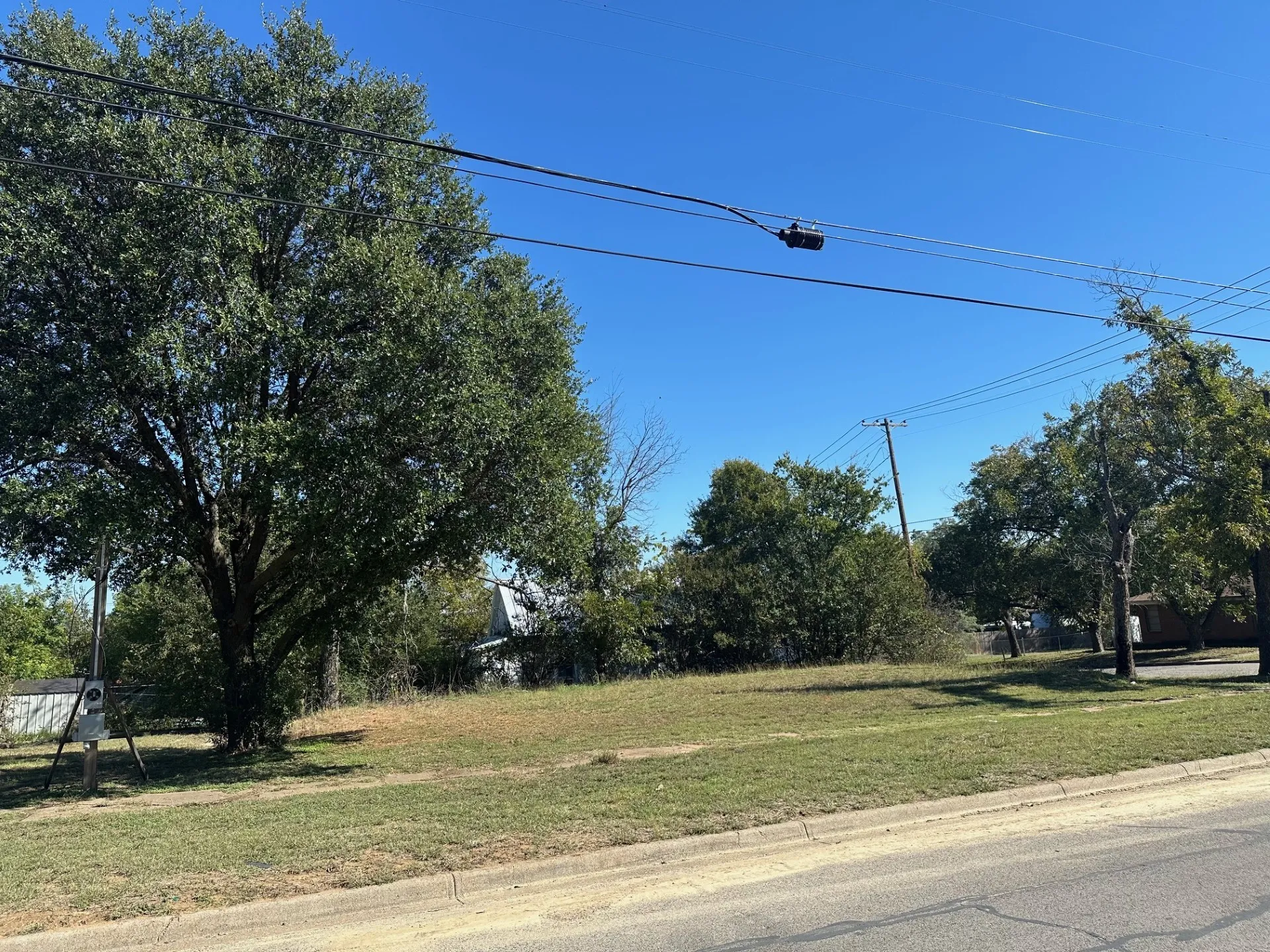 Improved Land For Sale in Palo Pinto County , 511 SW 5th Avenue, Mineral Wells, Texas 76067, 0, 0, Garage spaces, 0 Sqft, built in 0, Price $26,000, mls#21097857, Real Estate Agent in Mineral Wells, Homes For Sale in Palo Pinto county, Homes For Sale in Mineral Wells, Realtor in Mineral Wells Texas, Real Estate Brokerage Independent Realty Texas, Luminita Cordes Realtor