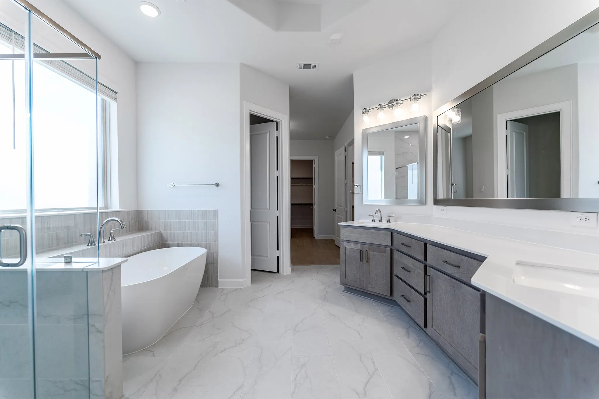 Single Family Residence For Sale in Rockwall County , 3908 Friendship Court, Heath, Texas 75126, 3 Bedrooms, 4 Bathrooms, 3 Garage spaces, 3,635 Sqft, built in 2025, New Construction - Complete, Price $789,990, mls#21098018, Real Estate Agent in Heath, Homes For Sale in Rockwall county, Homes For Sale in Heath, Realtor in Heath Texas, Real Estate Brokerage Independent Realty Texas, Luminita Cordes Realtor