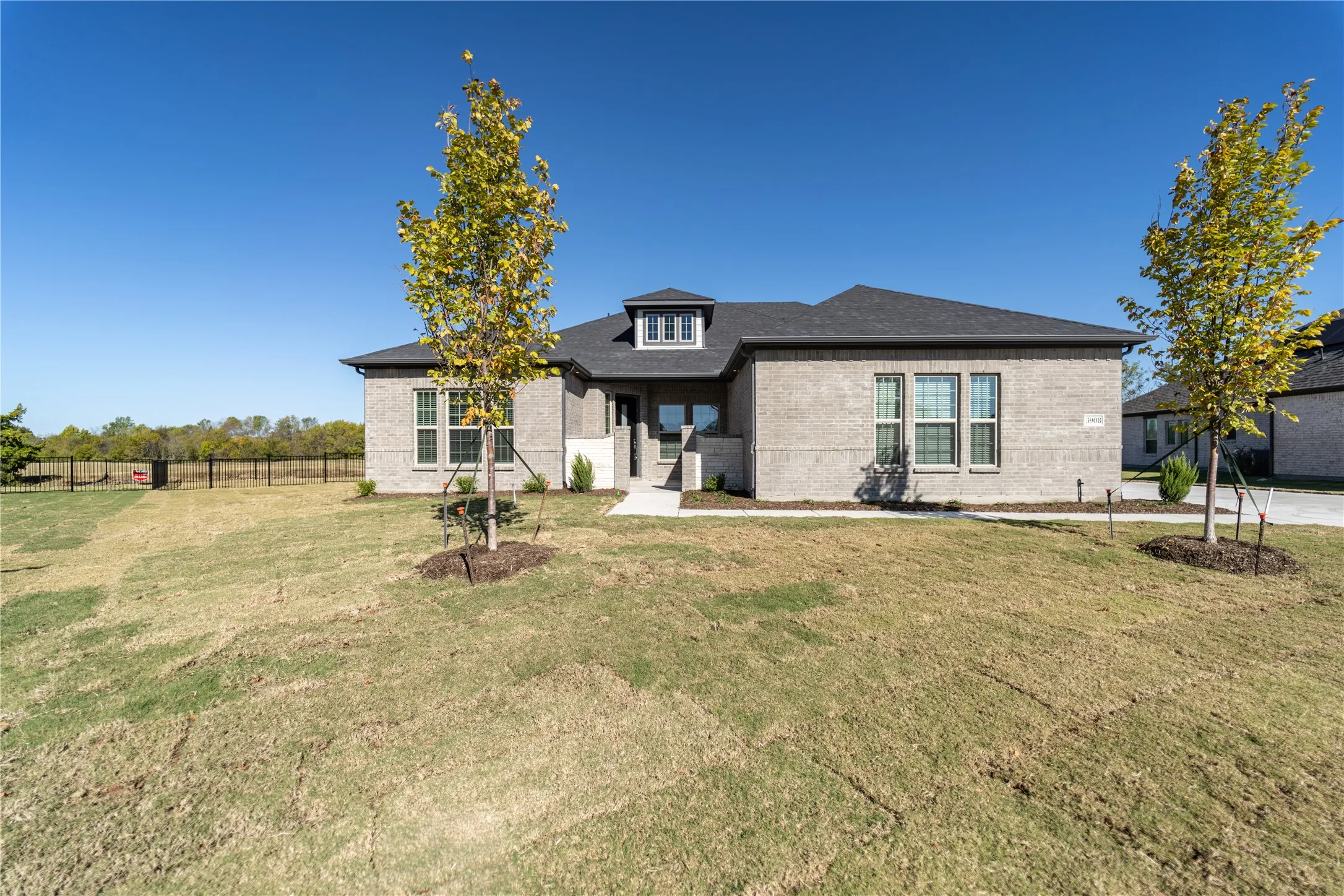 Single Family Residence For Sale in Rockwall County , 3908 Friendship Court, Heath, Texas 75126, 3 Bedrooms, 4 Bathrooms, 3 Garage spaces, 3,635 Sqft, built in 2025, New Construction - Complete, Price $789,990, mls#21098018, Real Estate Agent in Heath, Homes For Sale in Rockwall county, Homes For Sale in Heath, Realtor in Heath Texas, Real Estate Brokerage Independent Realty Texas, Luminita Cordes Realtor
