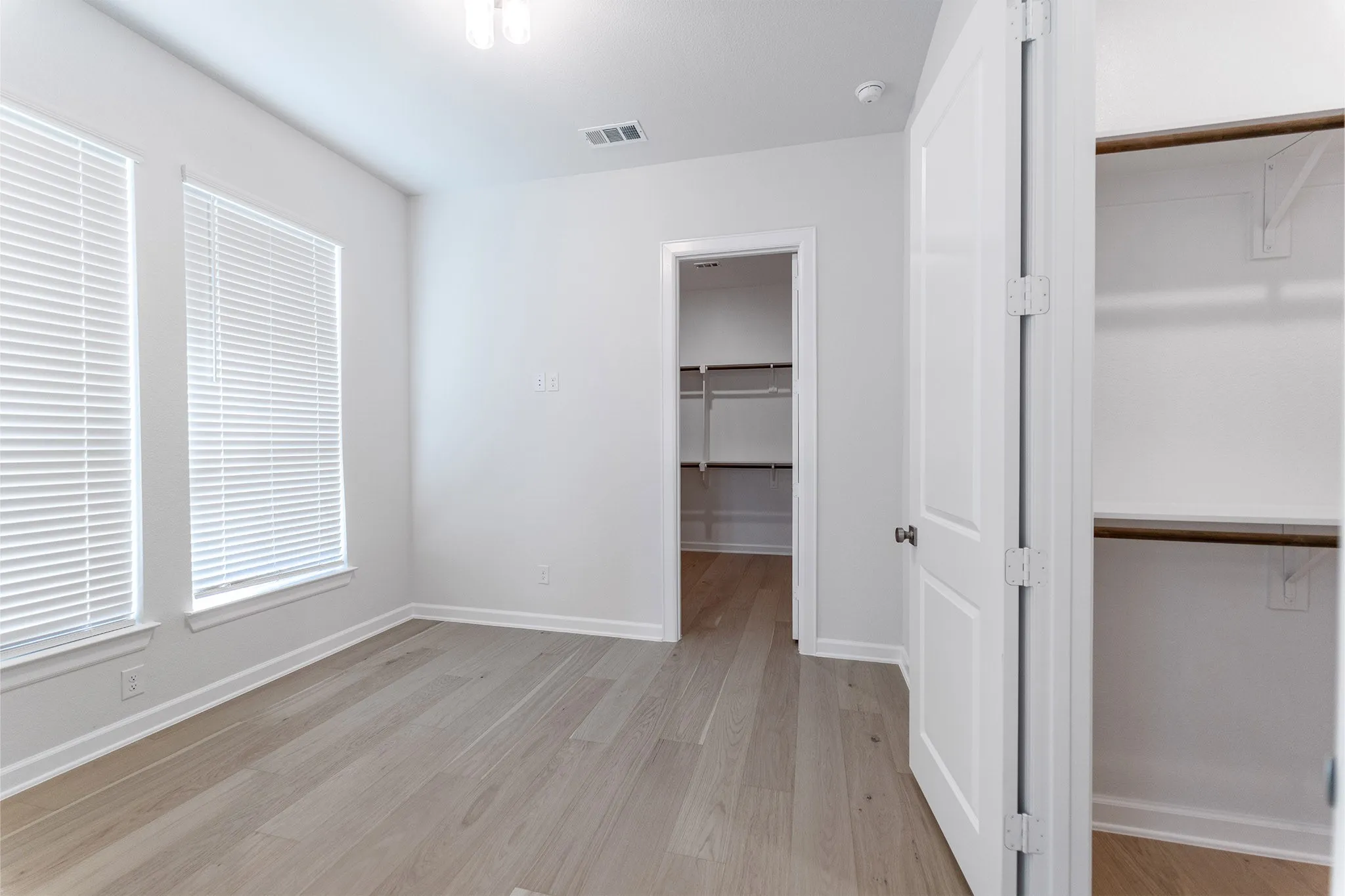 Single Family Residence For Sale in Rockwall County , 3908 Friendship Court, Heath, Texas 75126, 3 Bedrooms, 4 Bathrooms, 3 Garage spaces, 3,635 Sqft, built in 2025, New Construction - Complete, Price $789,990, mls#21098018, Real Estate Agent in Heath, Homes For Sale in Rockwall county, Homes For Sale in Heath, Realtor in Heath Texas, Real Estate Brokerage Independent Realty Texas, Luminita Cordes Realtor