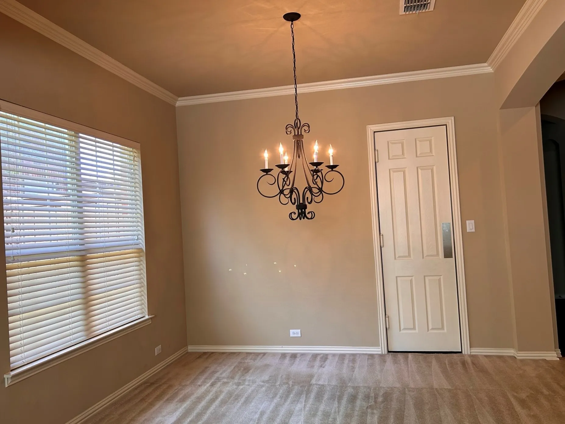 Single Family Residence For Rent in Collin County , 6794 Calm Meadow Drive, Frisco, Texas 75035, 3 Bedroom, 3 Bathroom, 2 Garage spaces, 3,037 Sqft, built in 2004, mls#21098139, Real Estate Agent in Frisco, Homes For Rent in Collin county, Homes For Rent in Frisco, Realtor in Frisco Texas, Real Estate Brokerage Independent Realty Texas, Luminita Cordes Realtor