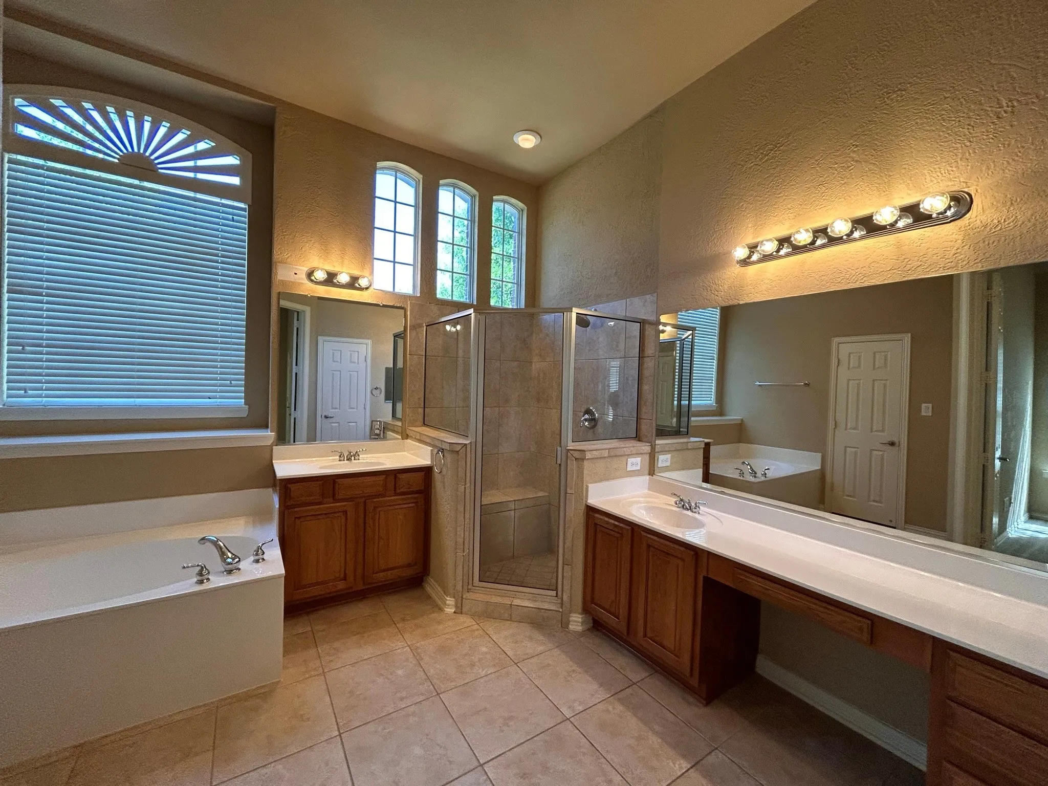 Single Family Residence For Rent in Collin County , 6794 Calm Meadow Drive, Frisco, Texas 75035, 3 Bedroom, 3 Bathroom, 2 Garage spaces, 3,037 Sqft, built in 2004, mls#21098139, Real Estate Agent in Frisco, Homes For Rent in Collin county, Homes For Rent in Frisco, Realtor in Frisco Texas, Real Estate Brokerage Independent Realty Texas, Luminita Cordes Realtor