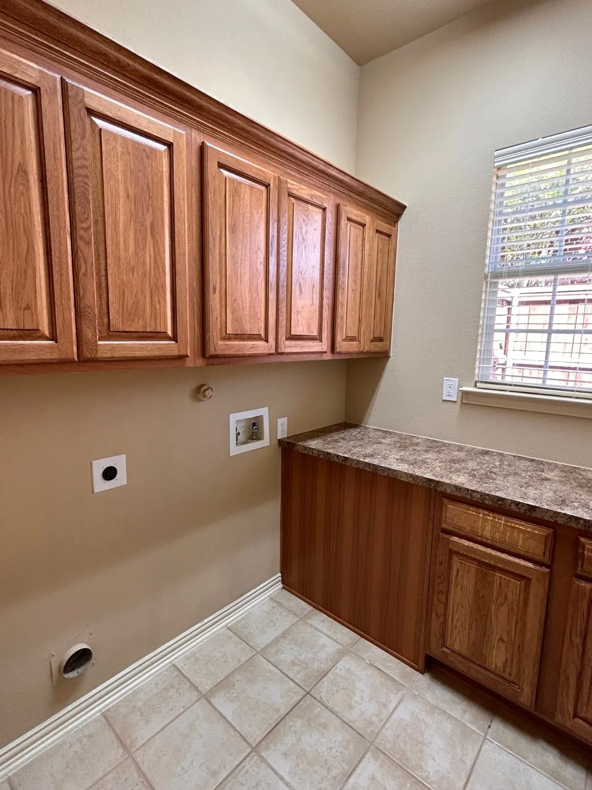Single Family Residence For Rent in Collin County , 6794 Calm Meadow Drive, Frisco, Texas 75035, 3 Bedroom, 3 Bathroom, 2 Garage spaces, 3,037 Sqft, built in 2004, mls#21098139, Real Estate Agent in Frisco, Homes For Rent in Collin county, Homes For Rent in Frisco, Realtor in Frisco Texas, Real Estate Brokerage Independent Realty Texas, Luminita Cordes Realtor