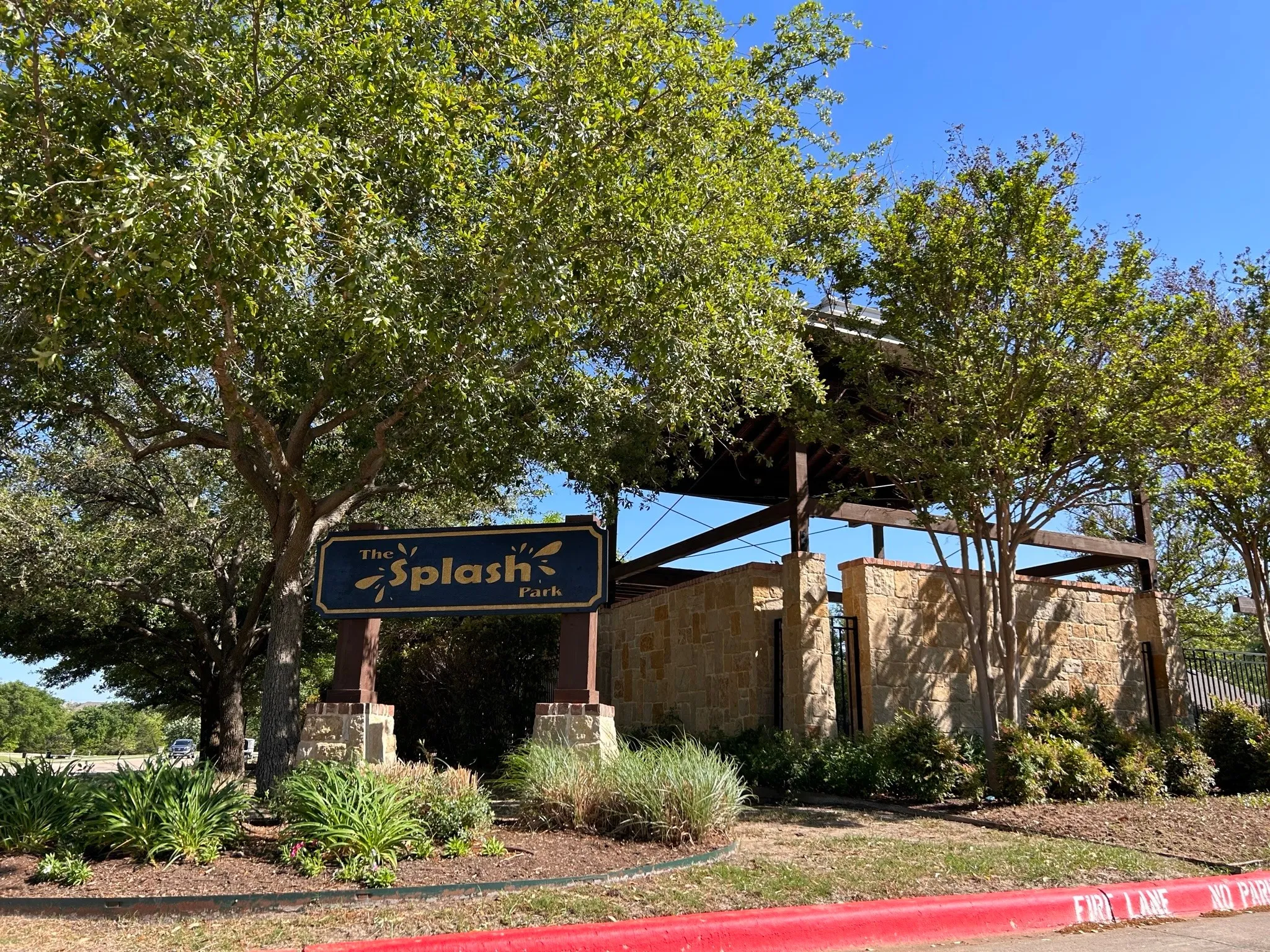 Single Family Residence For Rent in Collin County , 6794 Calm Meadow Drive, Frisco, Texas 75035, 3 Bedroom, 3 Bathroom, 2 Garage spaces, 3,037 Sqft, built in 2004, mls#21098139, Real Estate Agent in Frisco, Homes For Rent in Collin county, Homes For Rent in Frisco, Realtor in Frisco Texas, Real Estate Brokerage Independent Realty Texas, Luminita Cordes Realtor