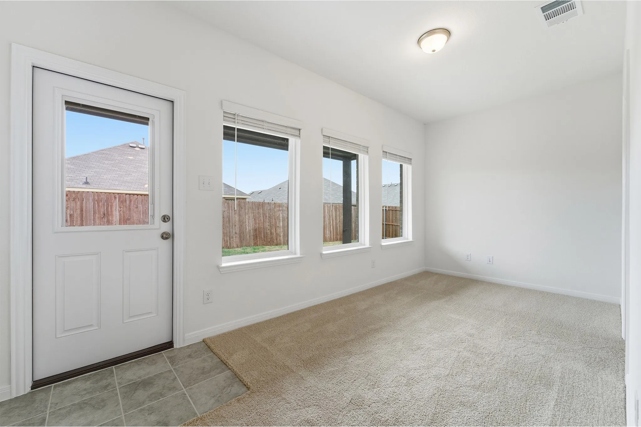 Single Family Residence For Sale in Ellis County , 232 Triple Crown Road, Waxahachie, Texas 75165, 3 Bedroom, 2 Bathroom, 2 Garage spaces, 1,915 Sqft, built in 2025, New Construction - Complete, mls#21098160, Real Estate Agent in Waxahachie, Homes For Sale in Ellis county, Homes For Sale in Waxahachie, Realtor in Waxahachie Texas, Real Estate Brokerage Independent Realty Texas, Luminita Cordes Realtor