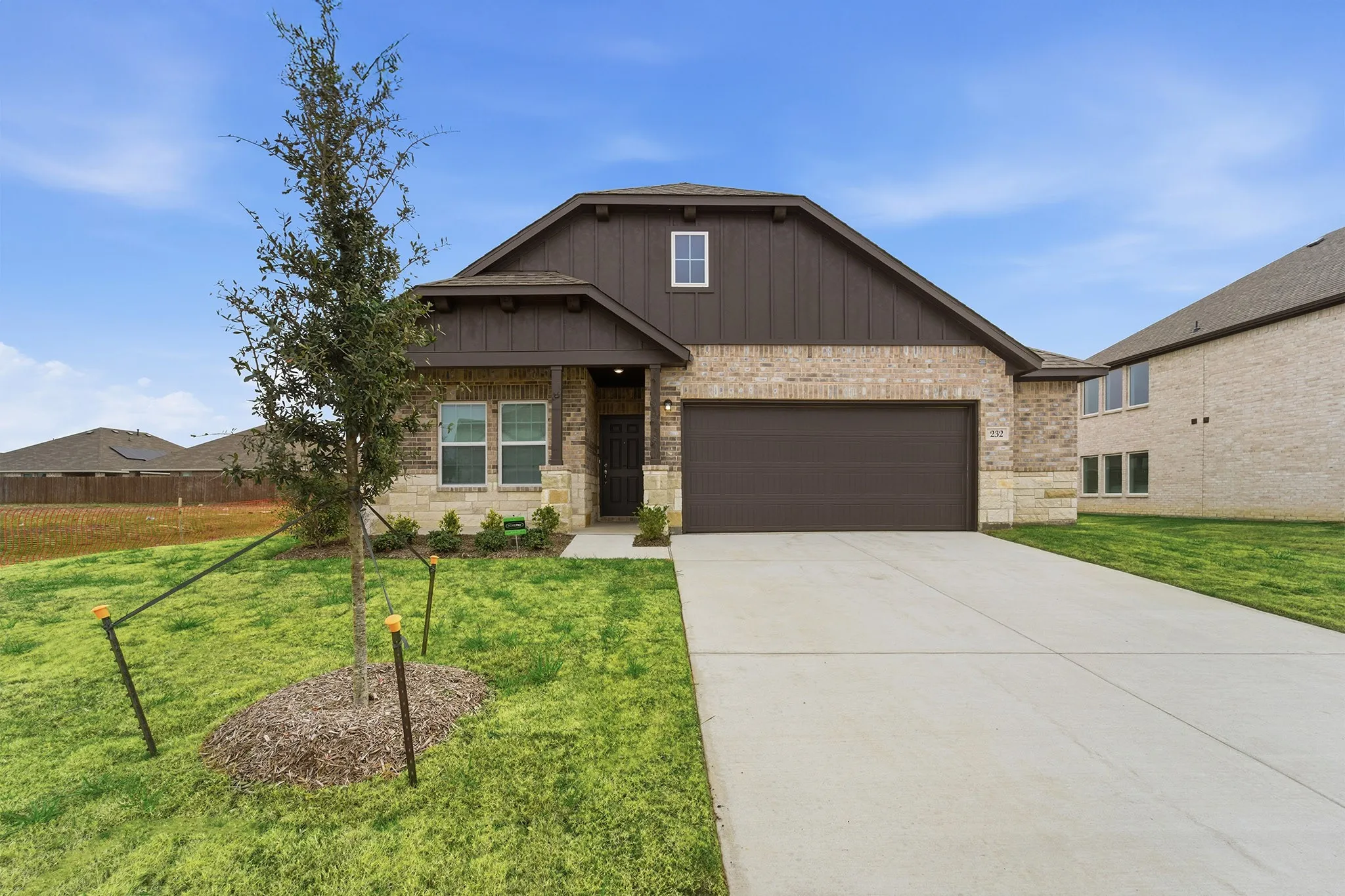 Single Family Residence For Sale in Ellis County , 232 Triple Crown Road, Waxahachie, Texas 75165, 3 Bedroom, 2 Bathroom, 2 Garage spaces, 1,915 Sqft, built in 2025, New Construction - Complete, mls#21098160, Real Estate Agent in Waxahachie, Homes For Sale in Ellis county, Homes For Sale in Waxahachie, Realtor in Waxahachie Texas, Real Estate Brokerage Independent Realty Texas, Luminita Cordes Realtor