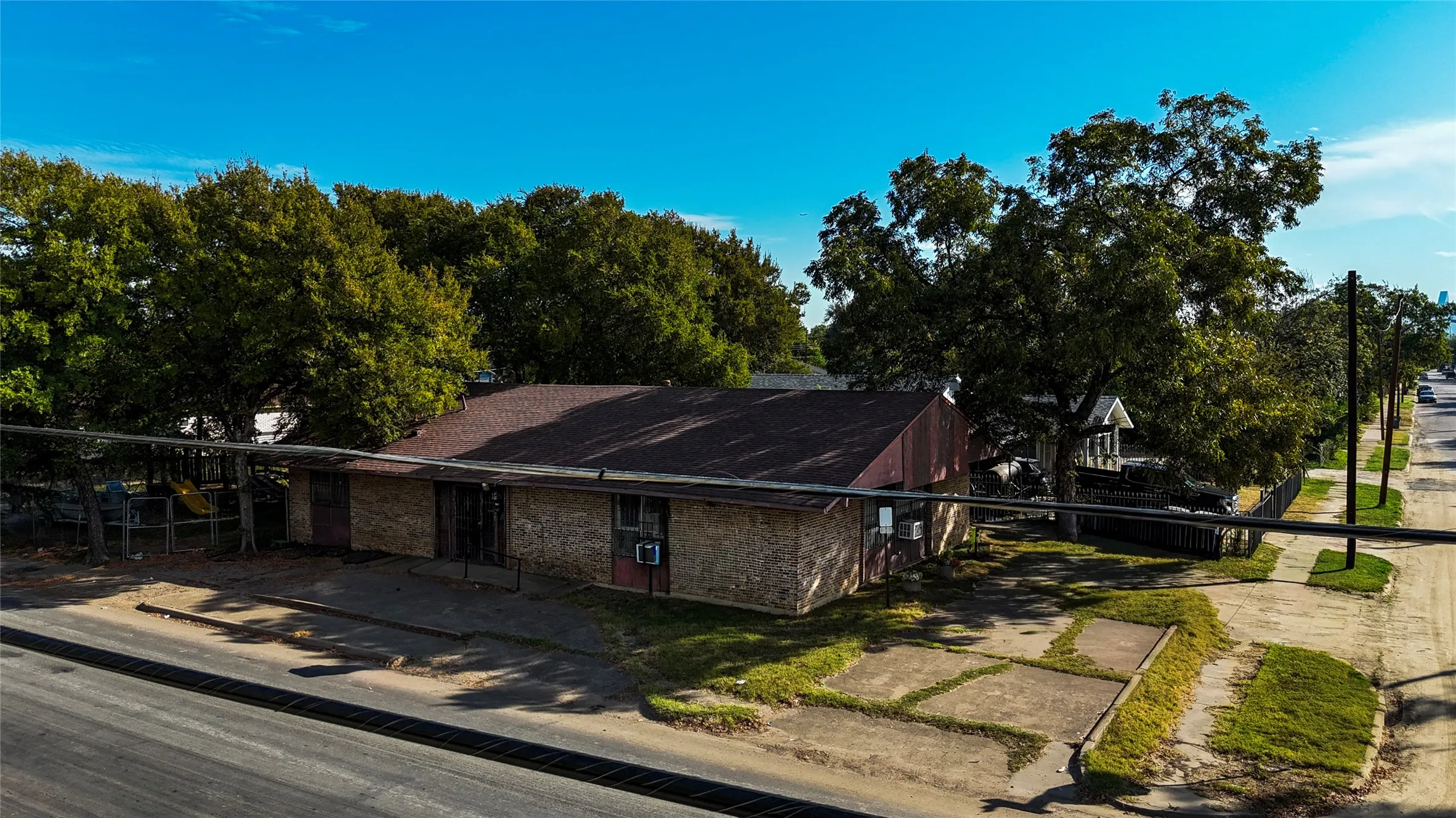 Business For Sale in Dallas County , 3530 Puget Street, Dallas, Texas 75212, 0, 0, Garage spaces, 0 Sqft, built in 1930, Preowned, mls#21098065, Real Estate Agent in Dallas, Homes For Sale in Dallas county, Homes For Sale in Dallas, Realtor in Dallas Texas, Real Estate Brokerage Independent Realty Texas, Luminita Cordes Realtor