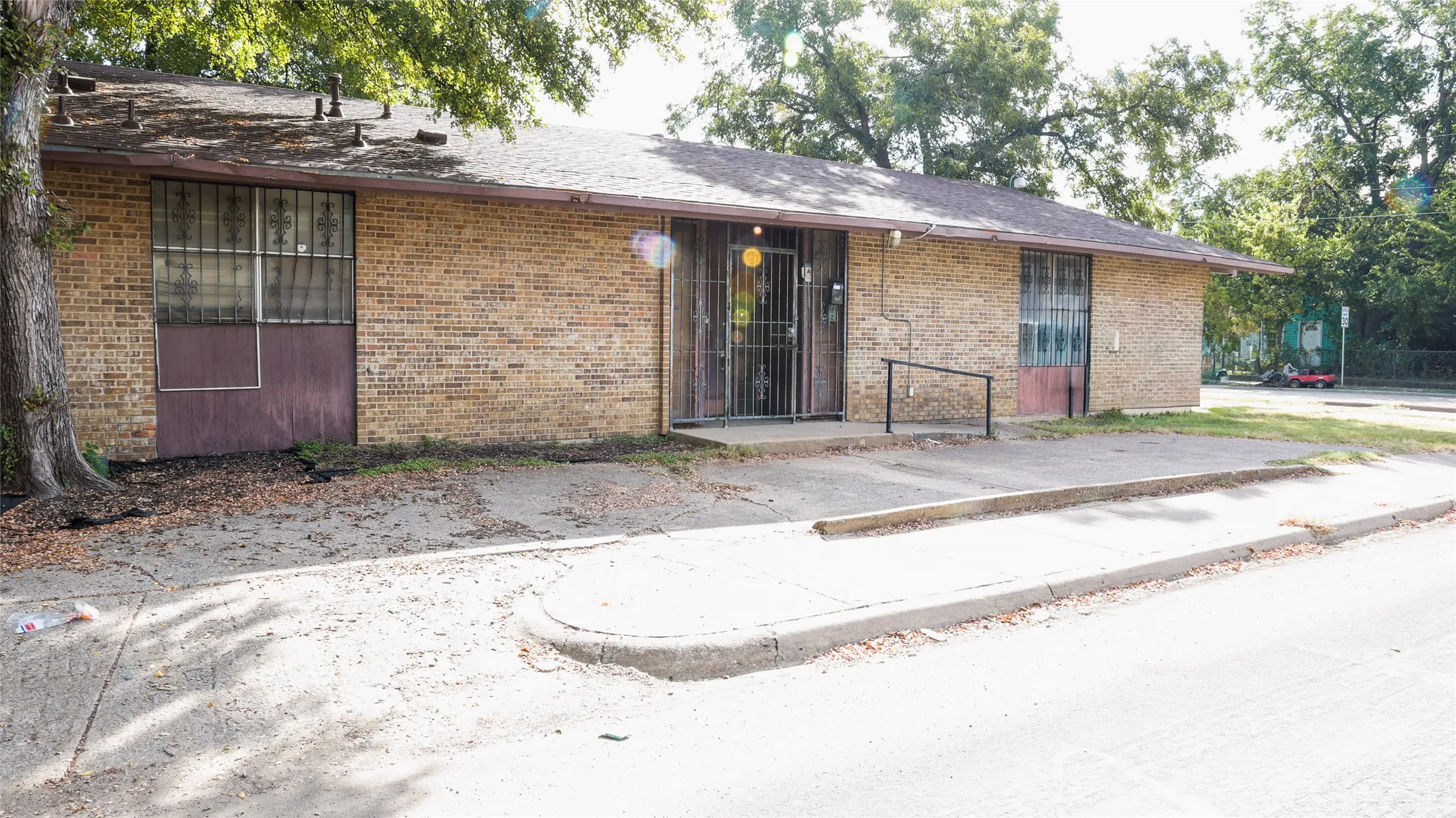 Business For Sale in Dallas County , 3530 Puget Street, Dallas, Texas 75212, 0, 0, Garage spaces, 0 Sqft, built in 1930, Preowned, mls#21098065, Real Estate Agent in Dallas, Homes For Sale in Dallas county, Homes For Sale in Dallas, Realtor in Dallas Texas, Real Estate Brokerage Independent Realty Texas, Luminita Cordes Realtor