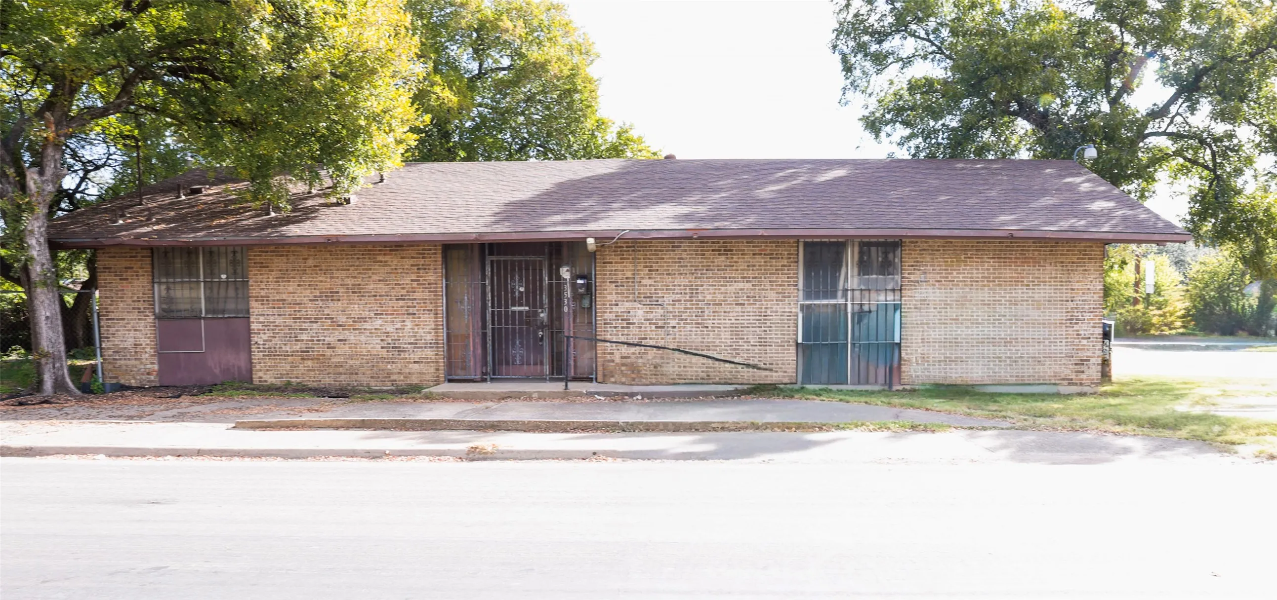Business For Sale in Dallas County , 3530 Puget Street, Dallas, Texas 75212, 0, 0, Garage spaces, 0 Sqft, built in 1930, Preowned, mls#21098065, Real Estate Agent in Dallas, Homes For Sale in Dallas county, Homes For Sale in Dallas, Realtor in Dallas Texas, Real Estate Brokerage Independent Realty Texas, Luminita Cordes Realtor