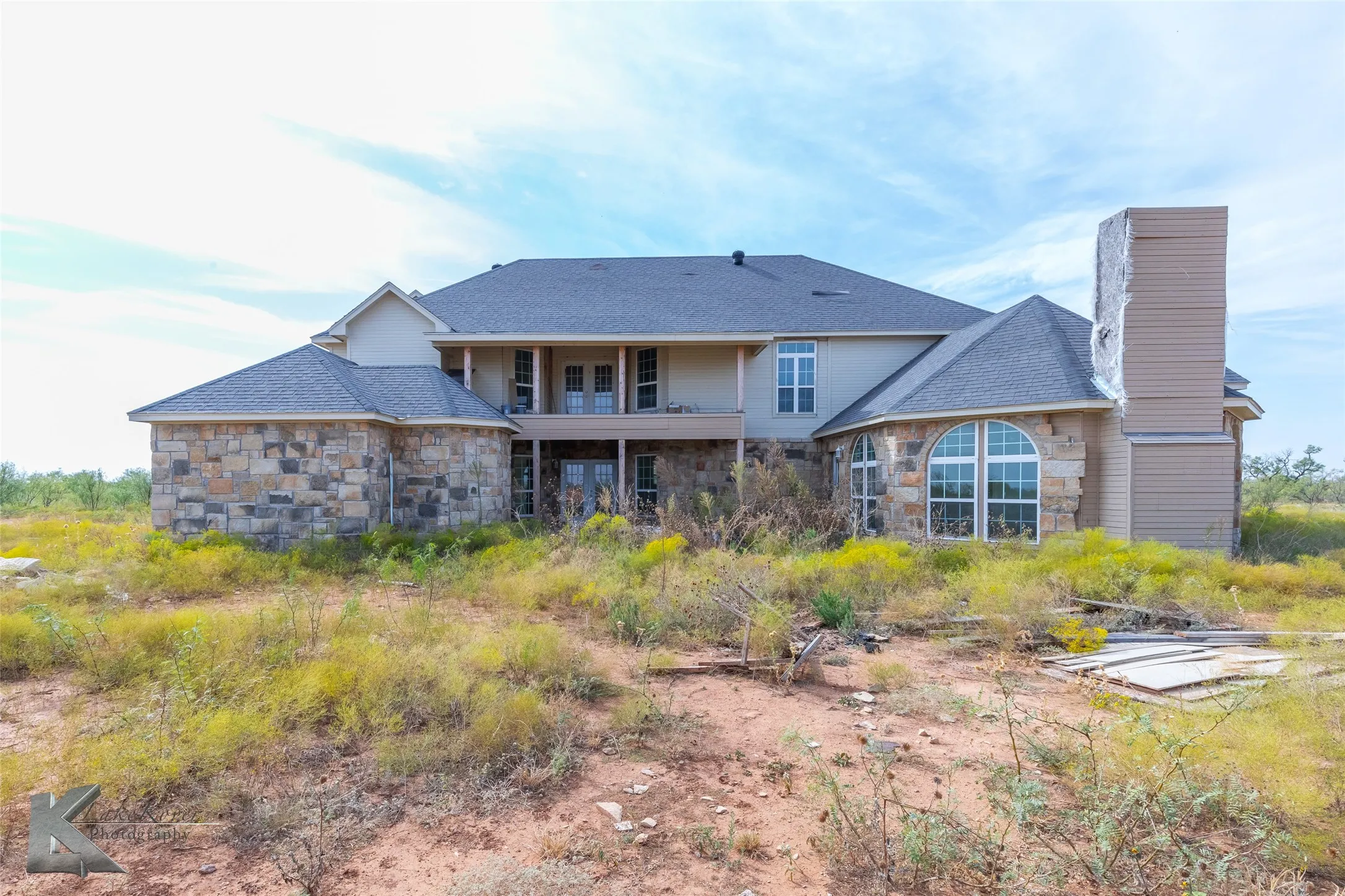 Single Family Residence For Sale in Jones County , 8773 W Lake Road, Abilene, Texas 79601, 5 Bedroom, 4 Bathroom, 2 Garage spaces, 5,289 Sqft, built in 2012, New Construction - Incomplete, mls#21097057, Real Estate Agent in Abilene, Homes For Sale in Jones county, Homes For Sale in Abilene, Realtor in Abilene Texas, Real Estate Brokerage Independent Realty Texas, Luminita Cordes Realtor