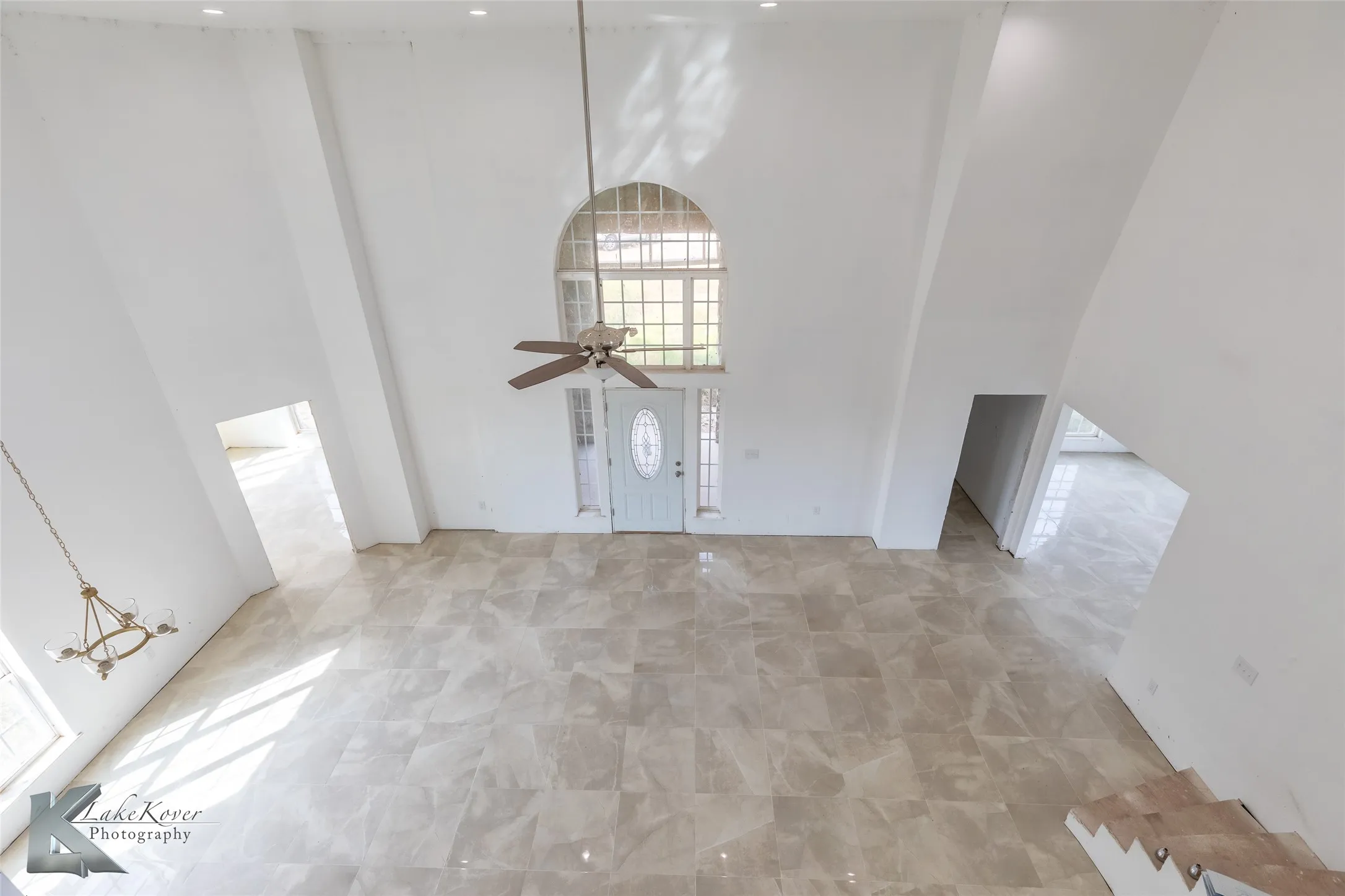 Single Family Residence For Sale in Jones County , 8773 W Lake Road, Abilene, Texas 79601, 5 Bedroom, 4 Bathroom, 2 Garage spaces, 5,289 Sqft, built in 2012, New Construction - Incomplete, mls#21097057, Real Estate Agent in Abilene, Homes For Sale in Jones county, Homes For Sale in Abilene, Realtor in Abilene Texas, Real Estate Brokerage Independent Realty Texas, Luminita Cordes Realtor
