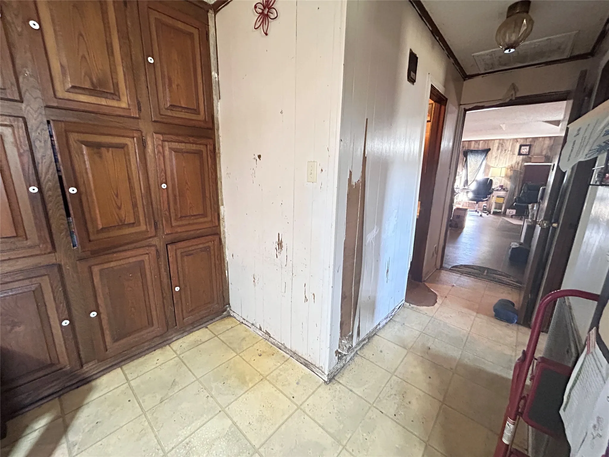 Single Family Residence For Sale in Hopkins County , 1816 County Road 2386, Pickton, Texas 75471, 3 Bedroom, 3 Bathroom, Garage spaces, 3,880 Sqft, built in 1980, mls#21098396, Real Estate Agent in Pickton, Homes For Sale in Hopkins county, Homes For Sale in Pickton, Realtor in Pickton Texas, Real Estate Brokerage Independent Realty Texas, Luminita Cordes Realtor